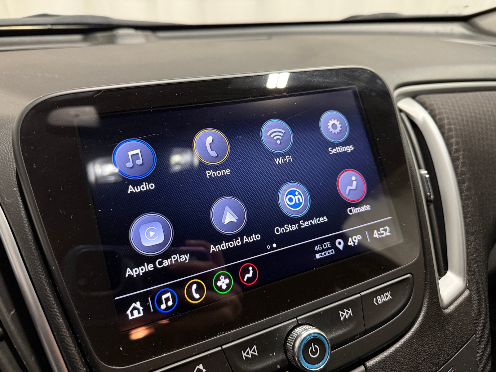 Thumbnail: 2024 Chevrolet Malibu - 4