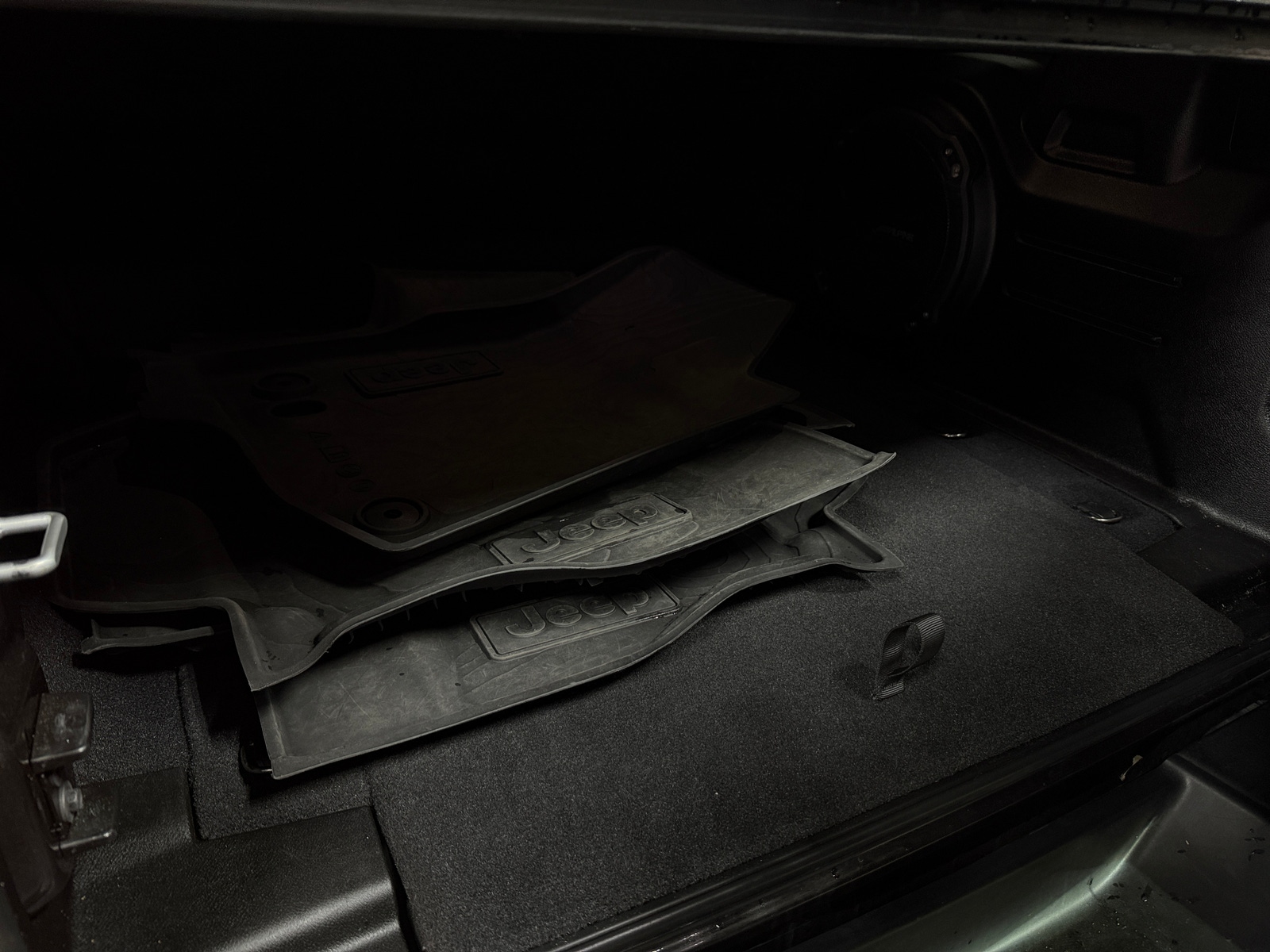 Thumbnail: 2022 Jeep Wrangler - 6