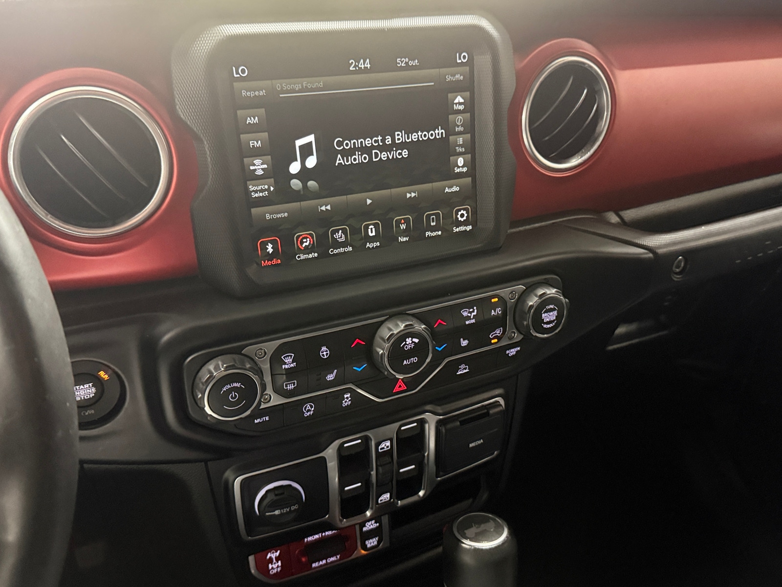 Thumbnail: 2022 Jeep Wrangler - 3