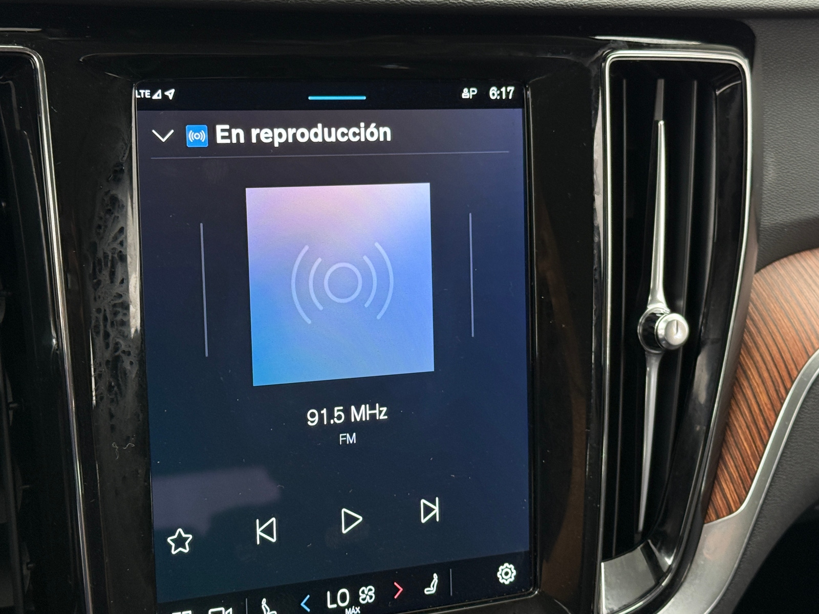 Thumbnail: 2025 Volvo V60 - 3