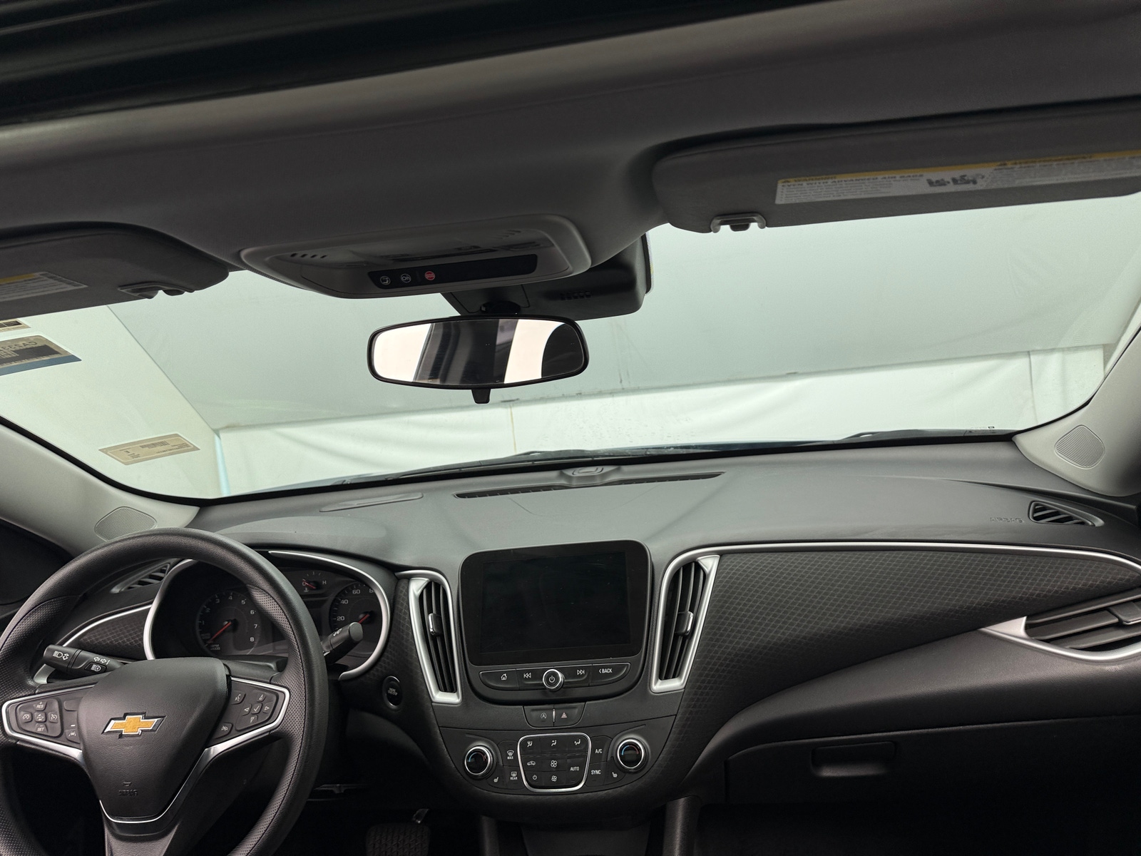 Thumbnail: 2024 Chevrolet Malibu - 3