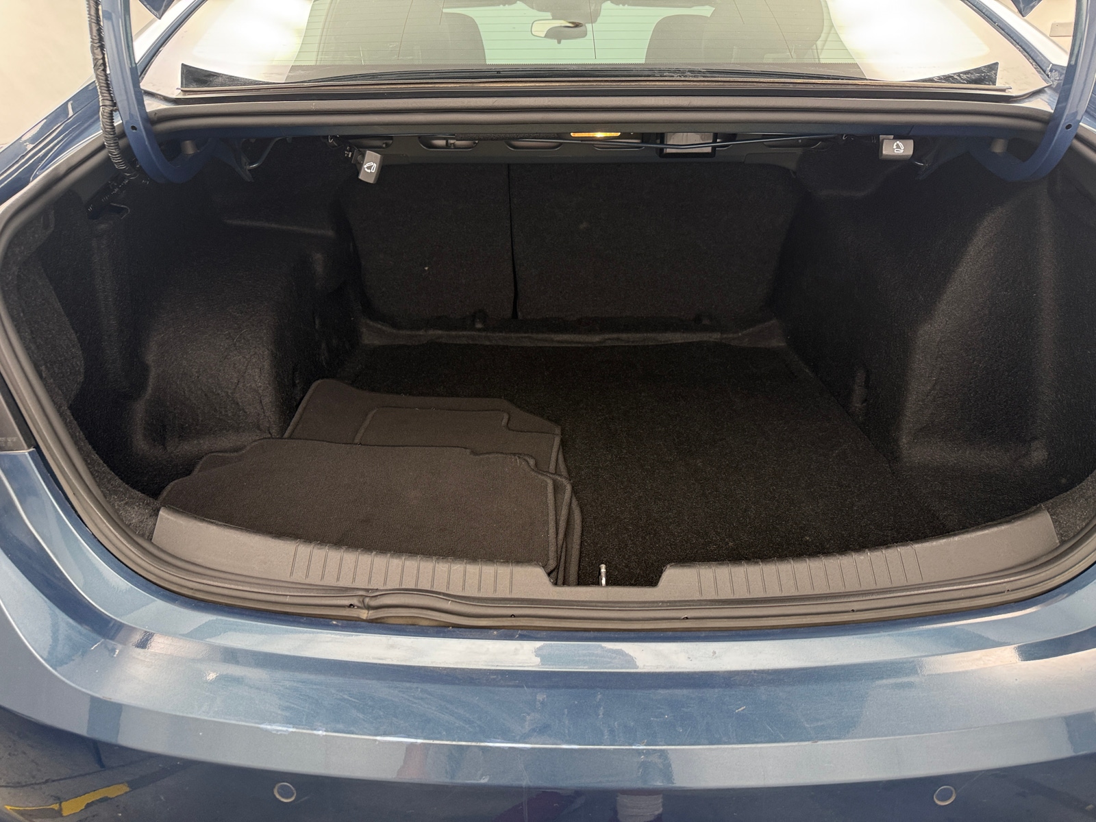 Thumbnail: 2024 Chevrolet Malibu - 7