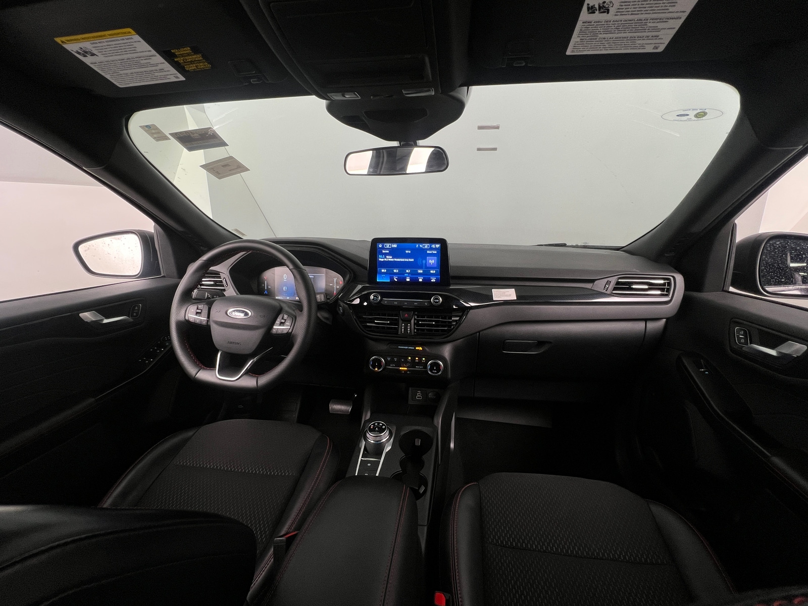 Thumbnail: 2025 Ford Escape - 3