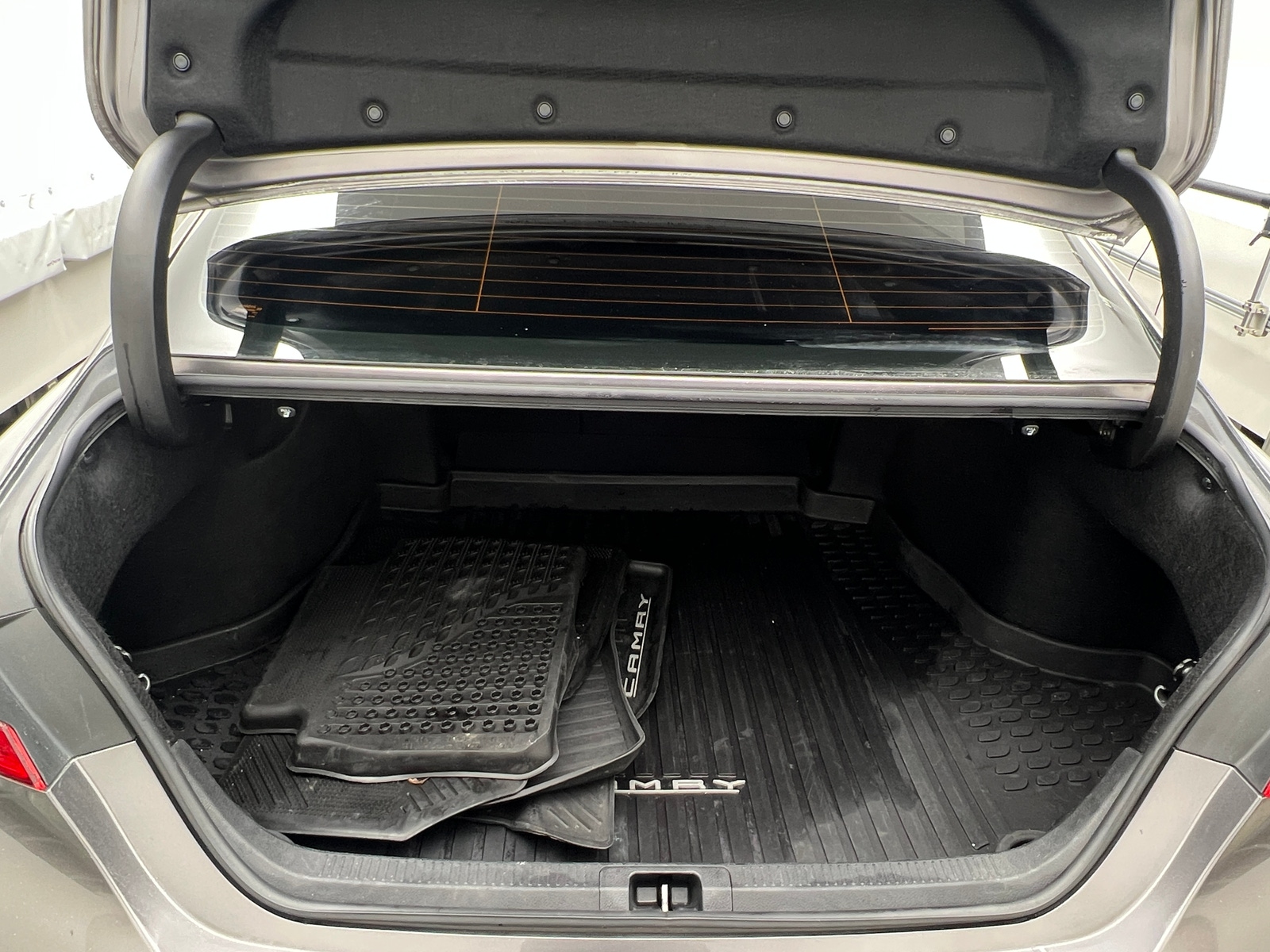 Thumbnail: 2019 Toyota Camry - 6