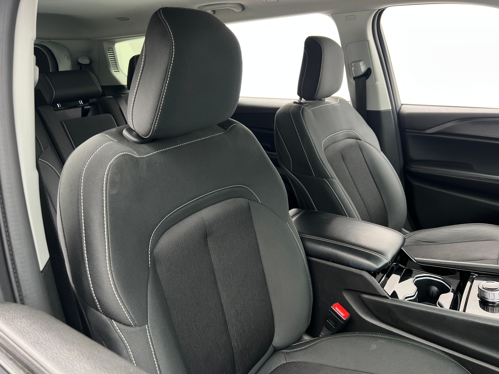 Thumbnail: 2023 Jeep Grand Cherokee L - 2