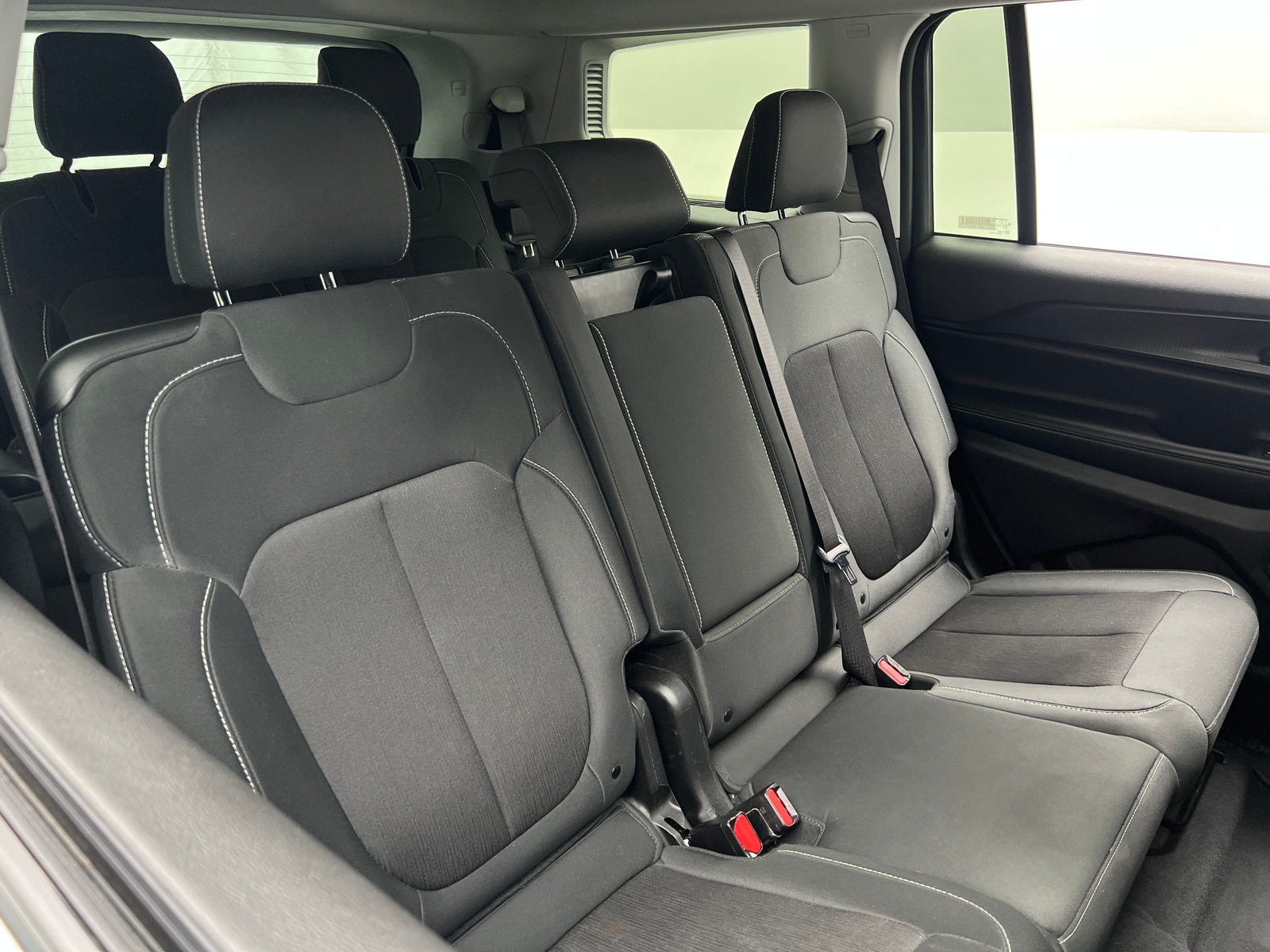 Thumbnail: 2023 Jeep Grand Cherokee L - 6