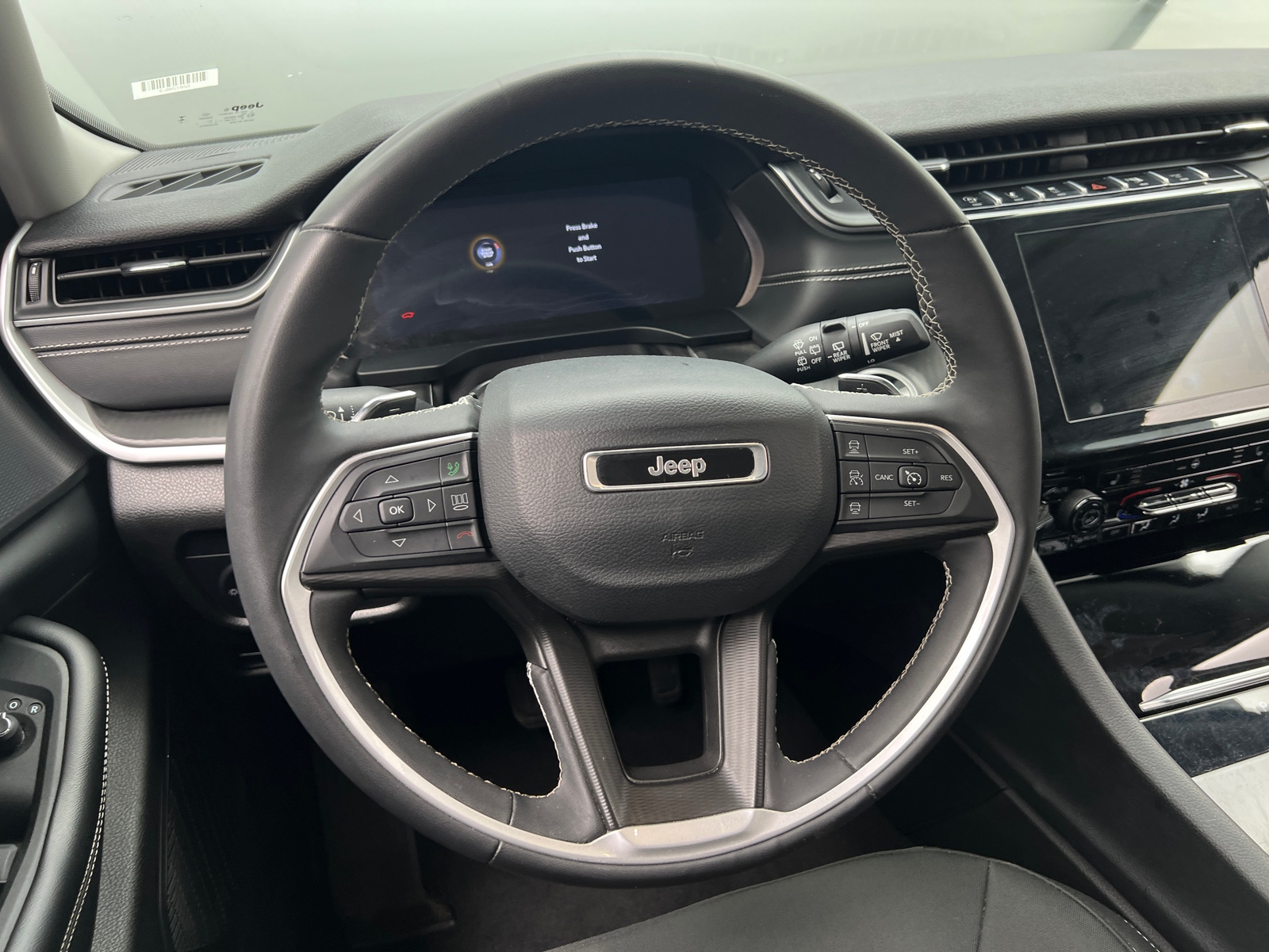 Thumbnail: 2023 Jeep Grand Cherokee L - 5