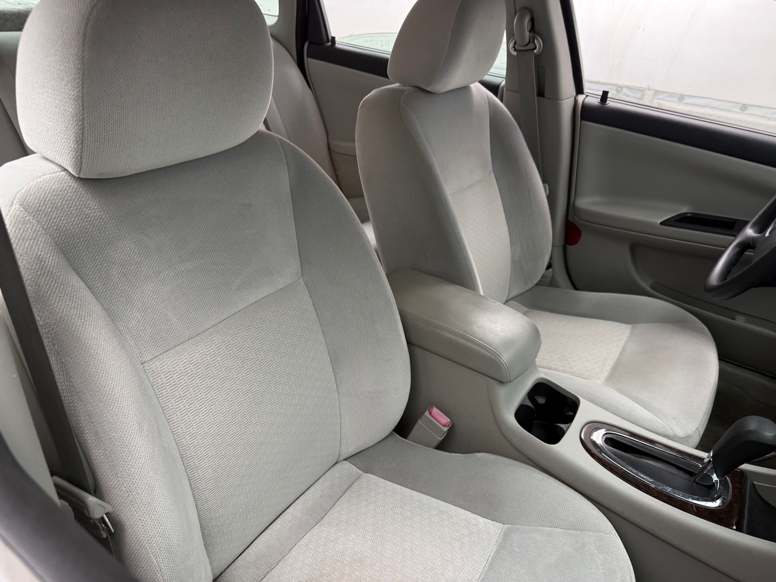 Thumbnail: 2015 Chevrolet Impala - 2