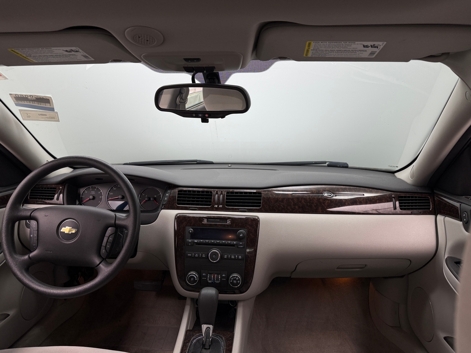 Thumbnail: 2015 Chevrolet Impala - 3