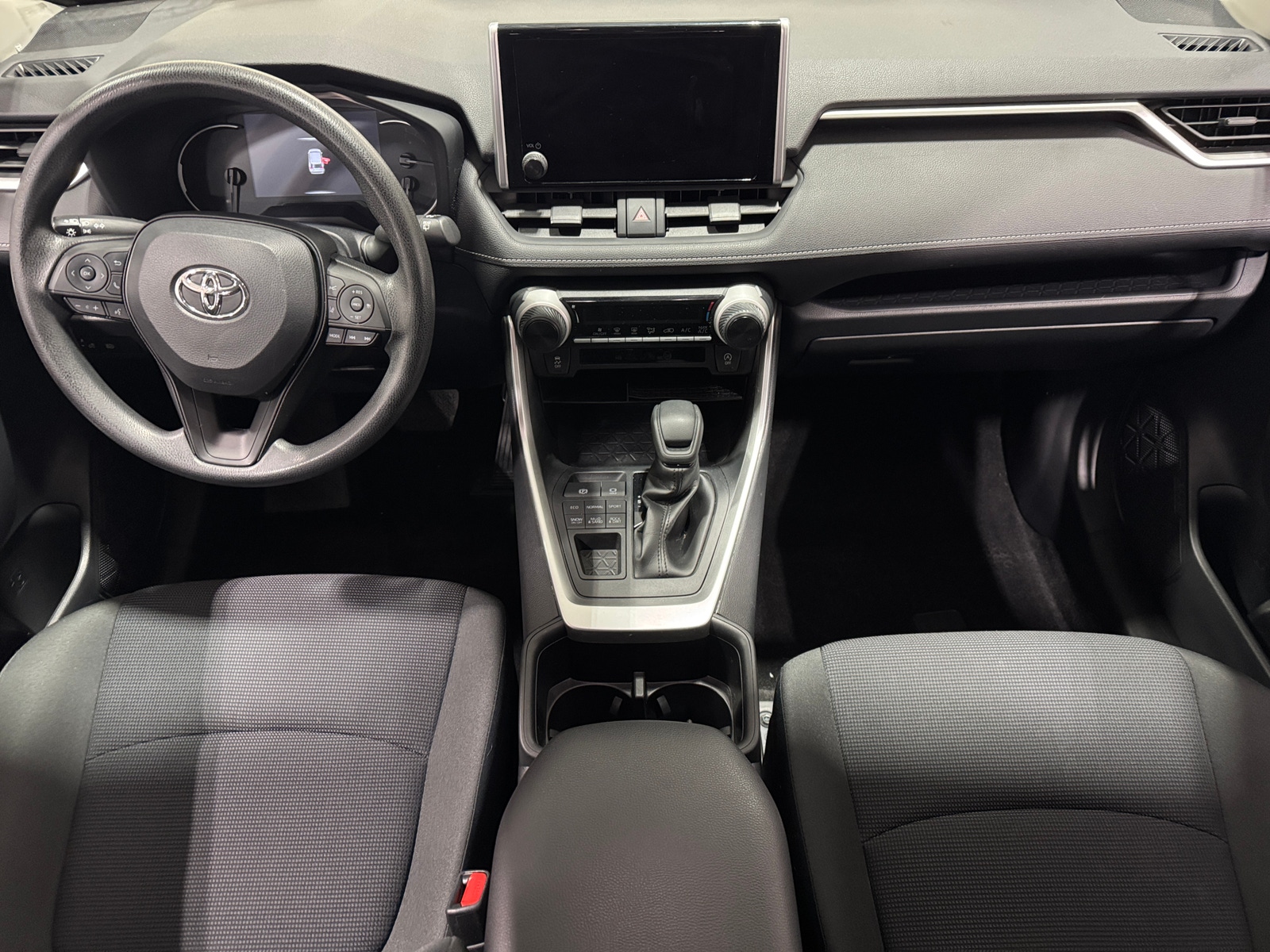 Thumbnail: 2023 Toyota RAV4 - 3