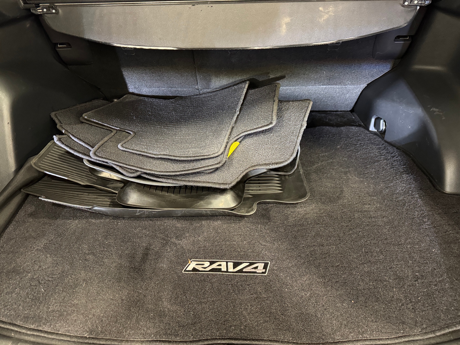 Thumbnail: 2023 Toyota RAV4 - 7