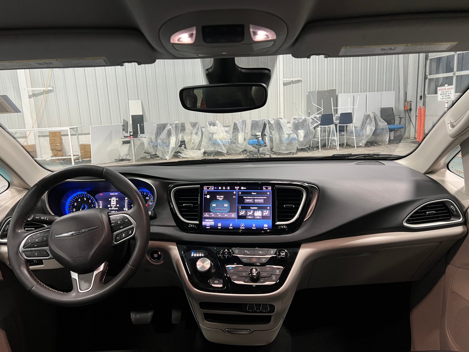 Thumbnail: 2023 Chrysler Pacifica - 2