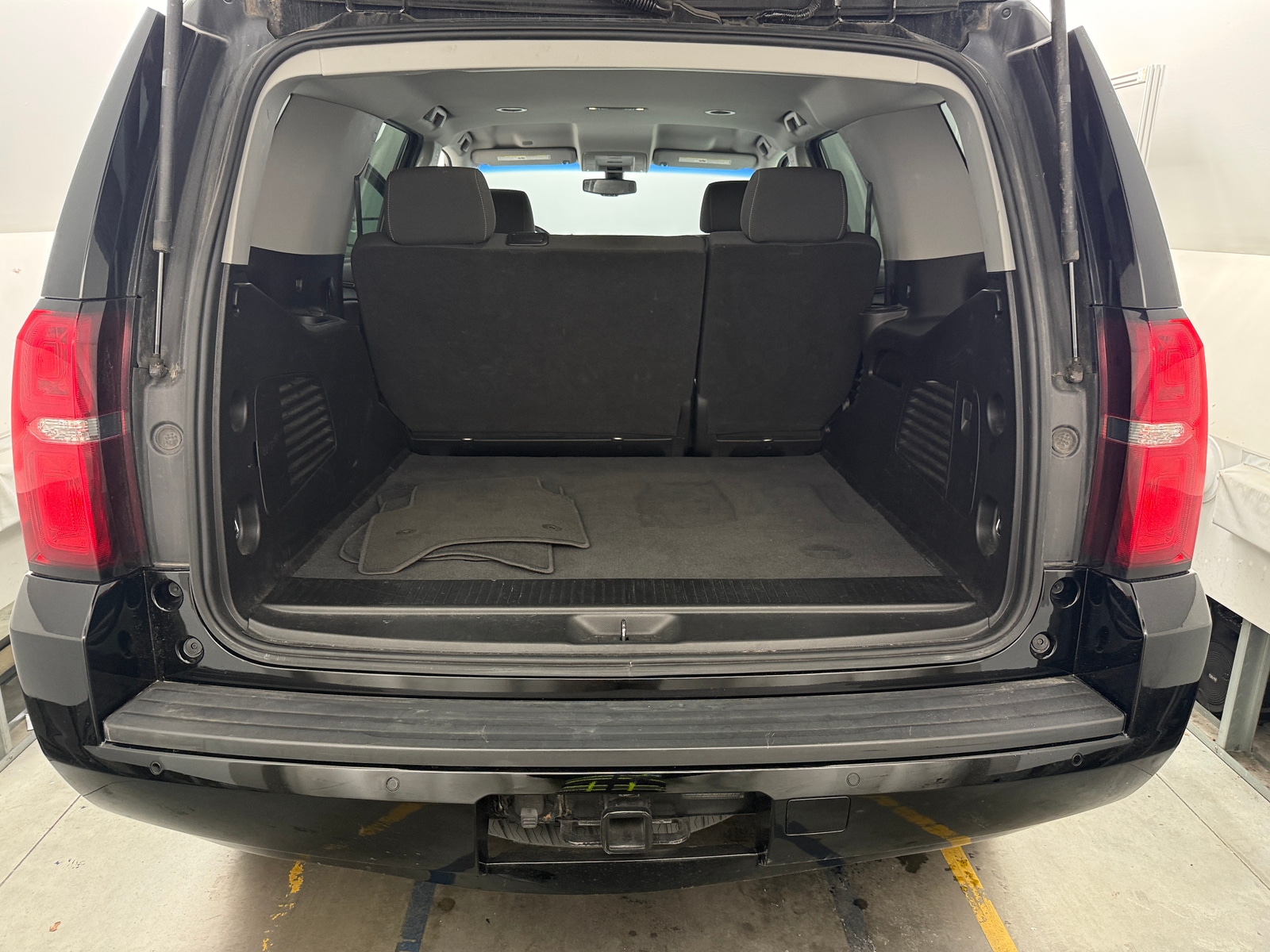 Thumbnail: 2019 Chevrolet Tahoe - 7