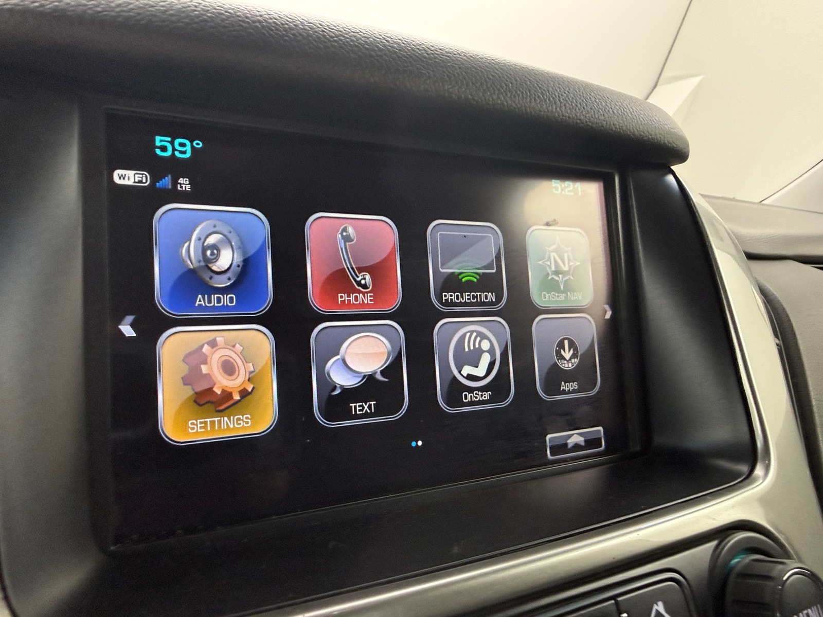 Thumbnail: 2019 Chevrolet Tahoe - 4