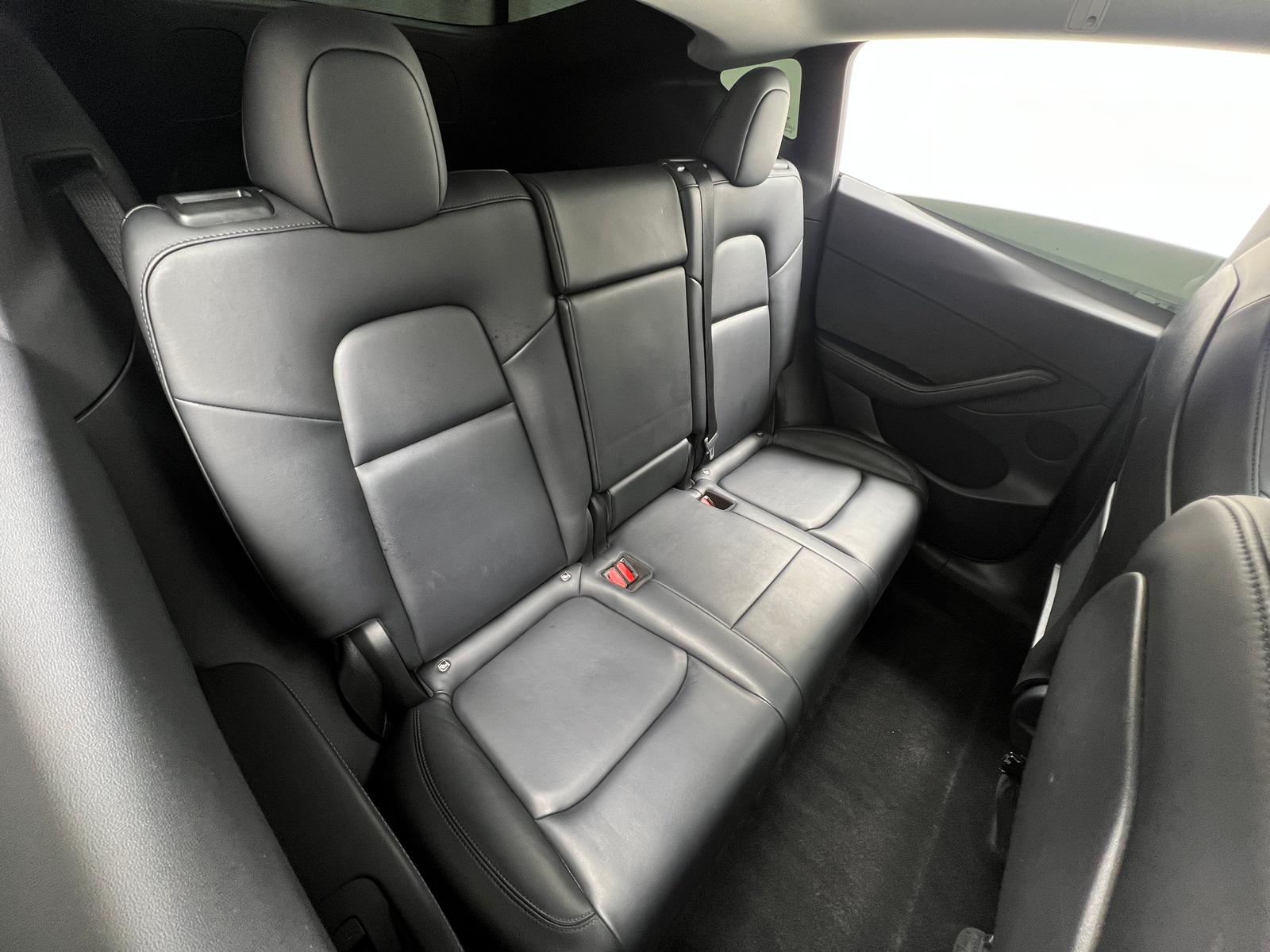 Thumbnail: 2022 Tesla Model Y - 5