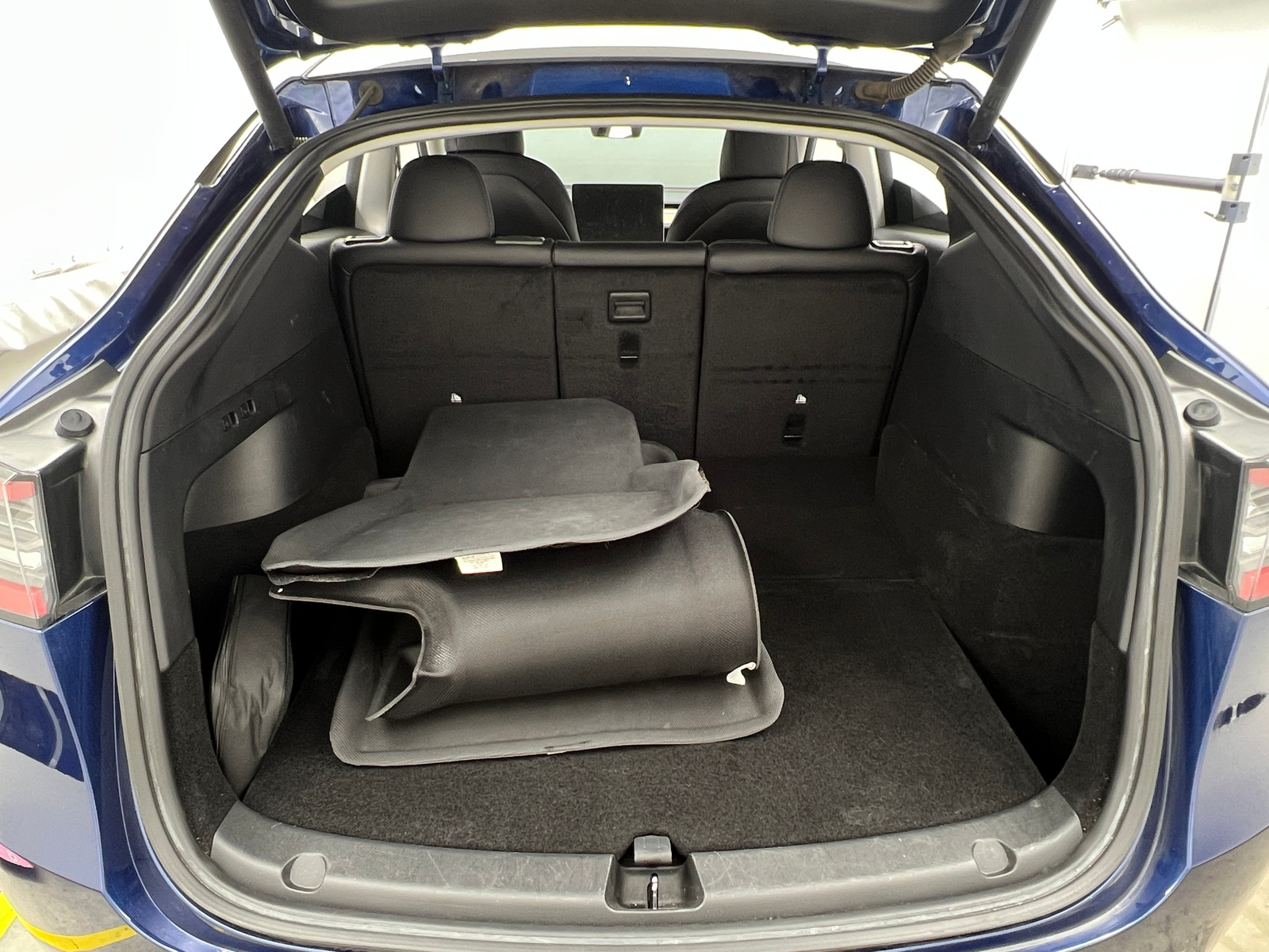 Thumbnail: 2022 Tesla Model Y - 6