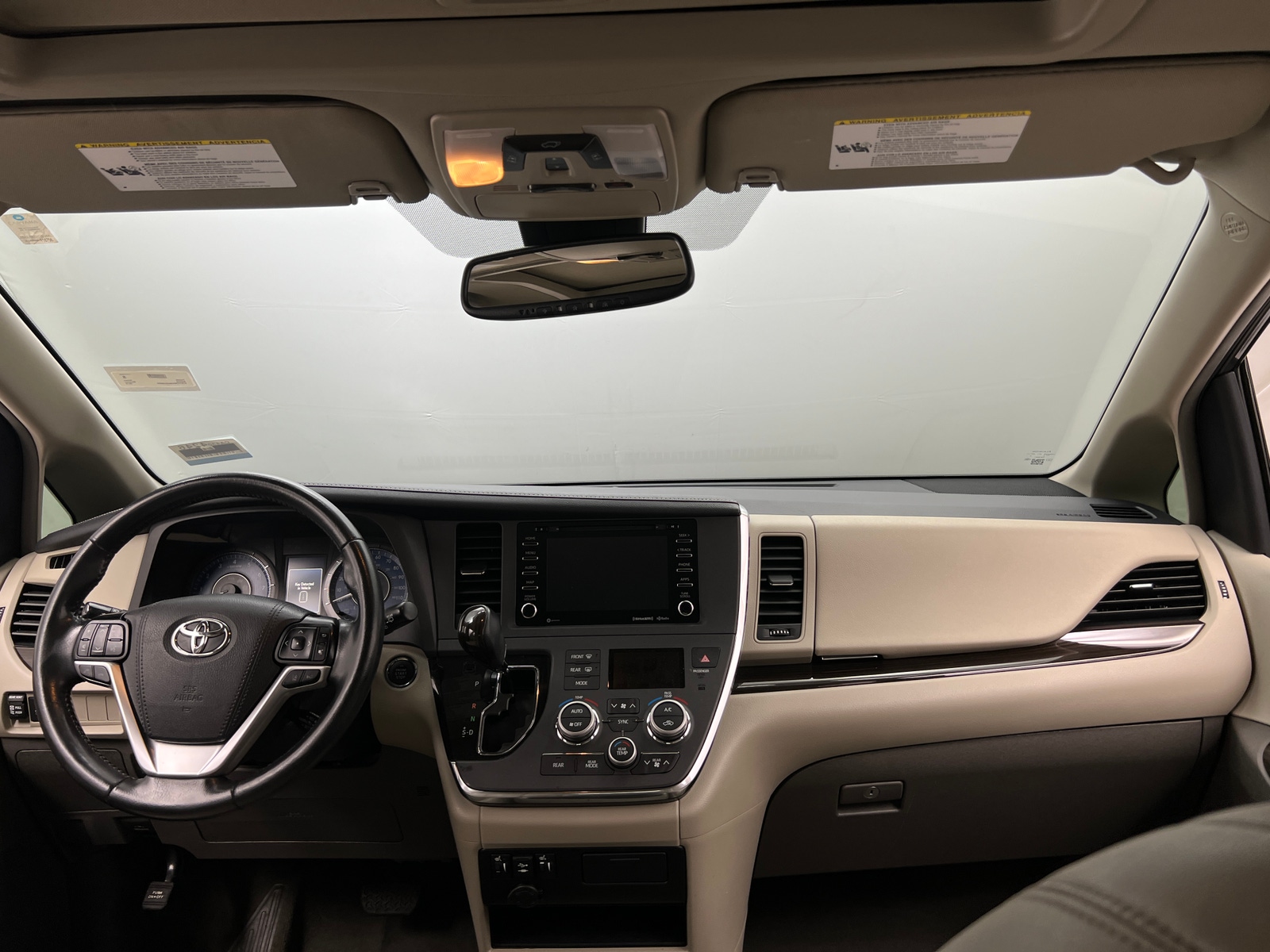 Thumbnail: 2019 Toyota Sienna - 2