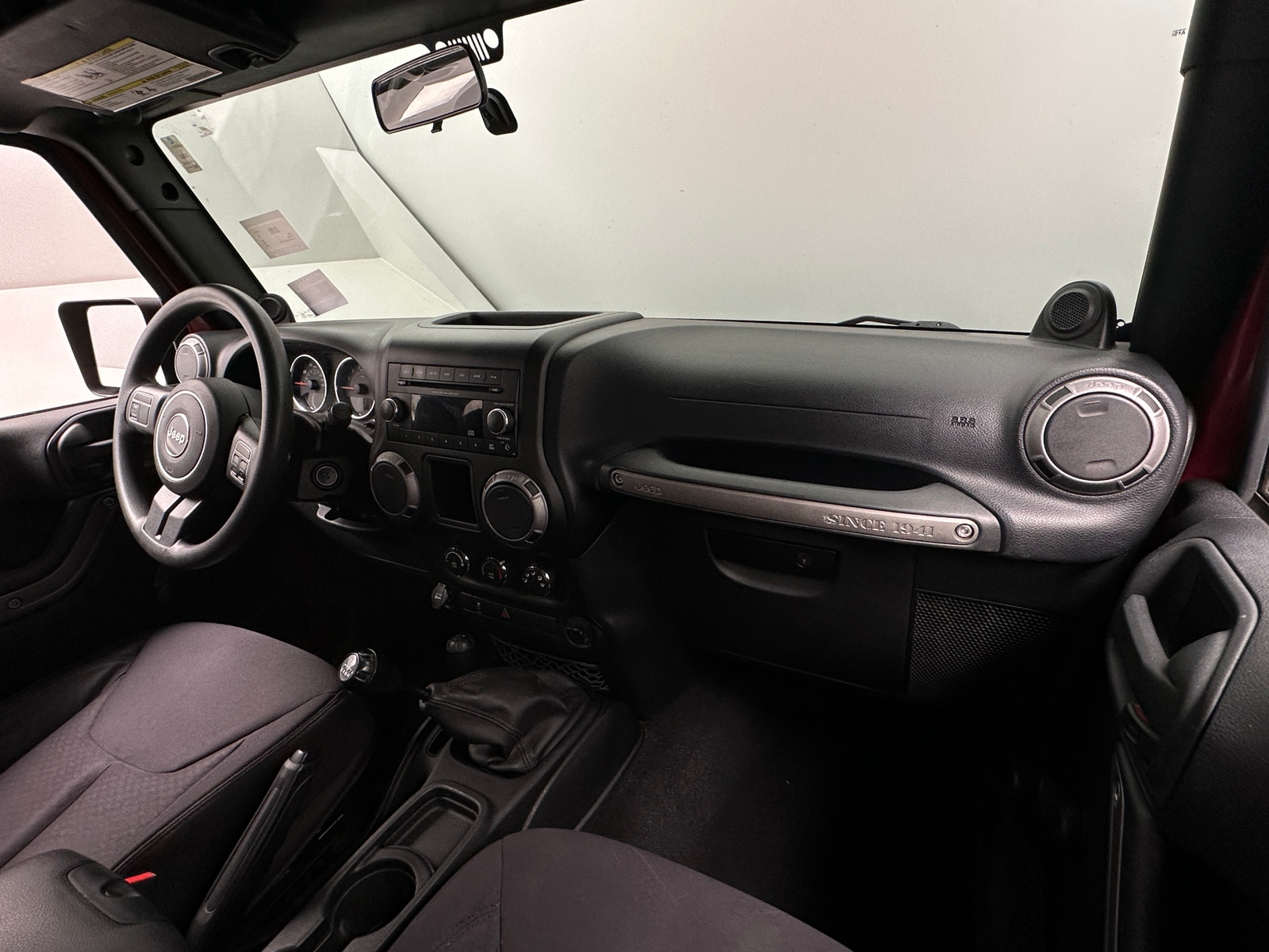 Thumbnail: 2013 Jeep Wrangler - 3