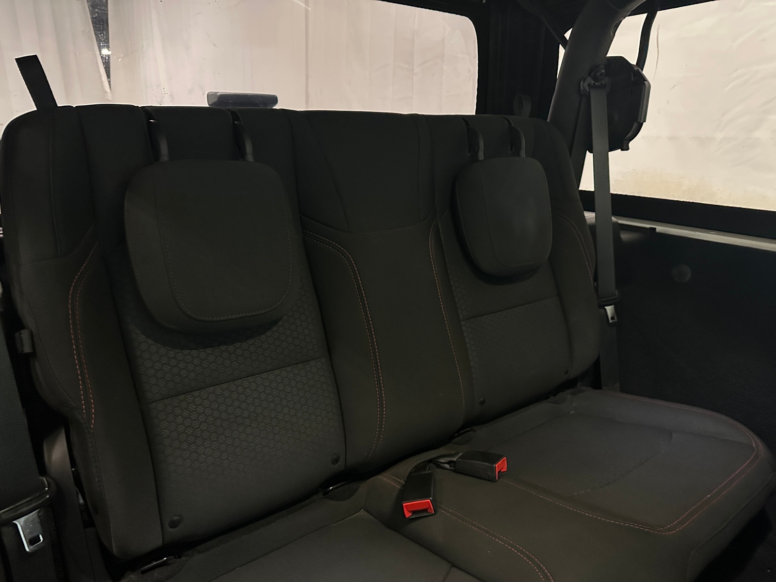 Thumbnail: 2019 Jeep Wrangler - 6