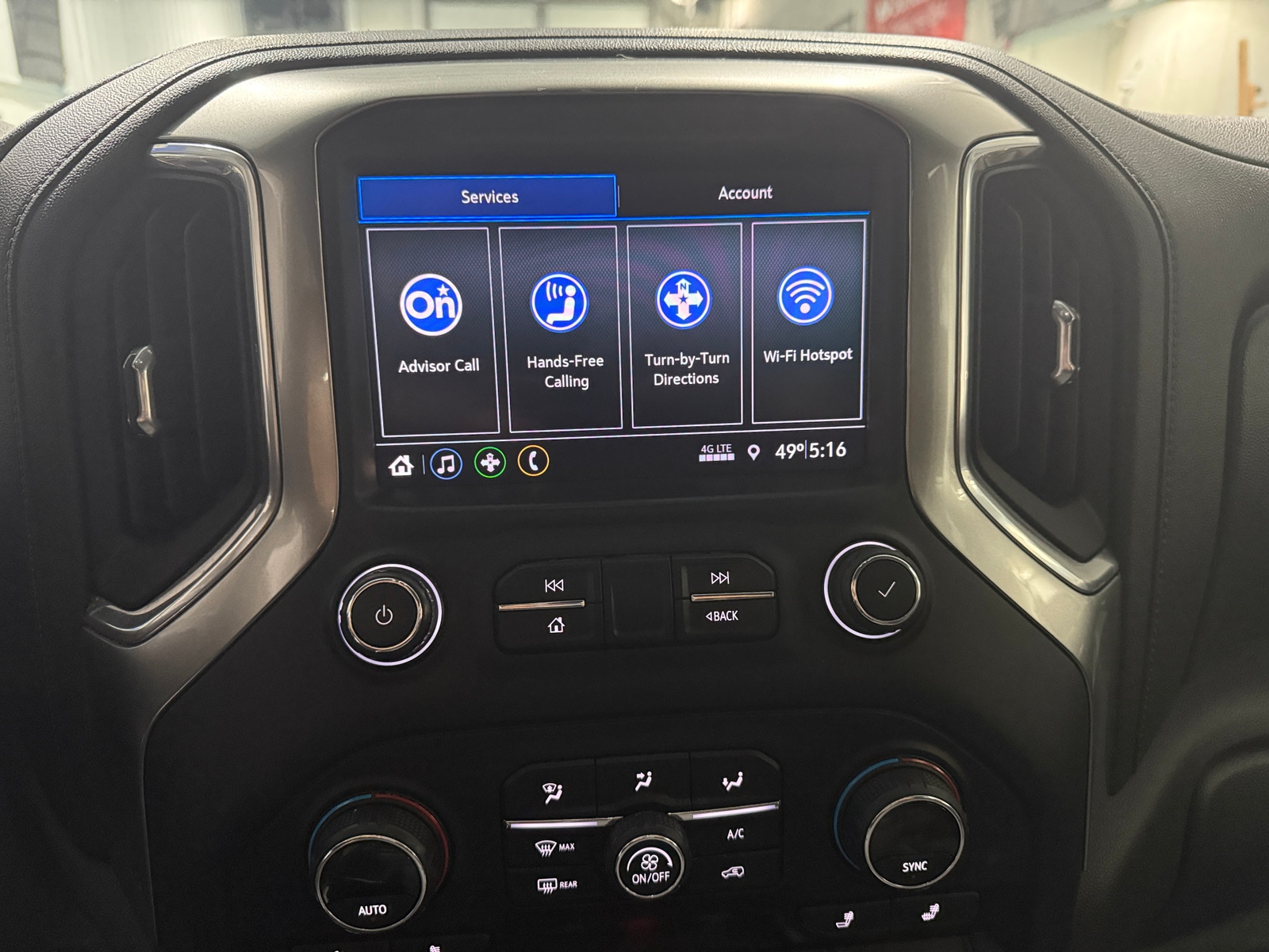 Thumbnail: 2019 Chevrolet Silverado 1500 - 4