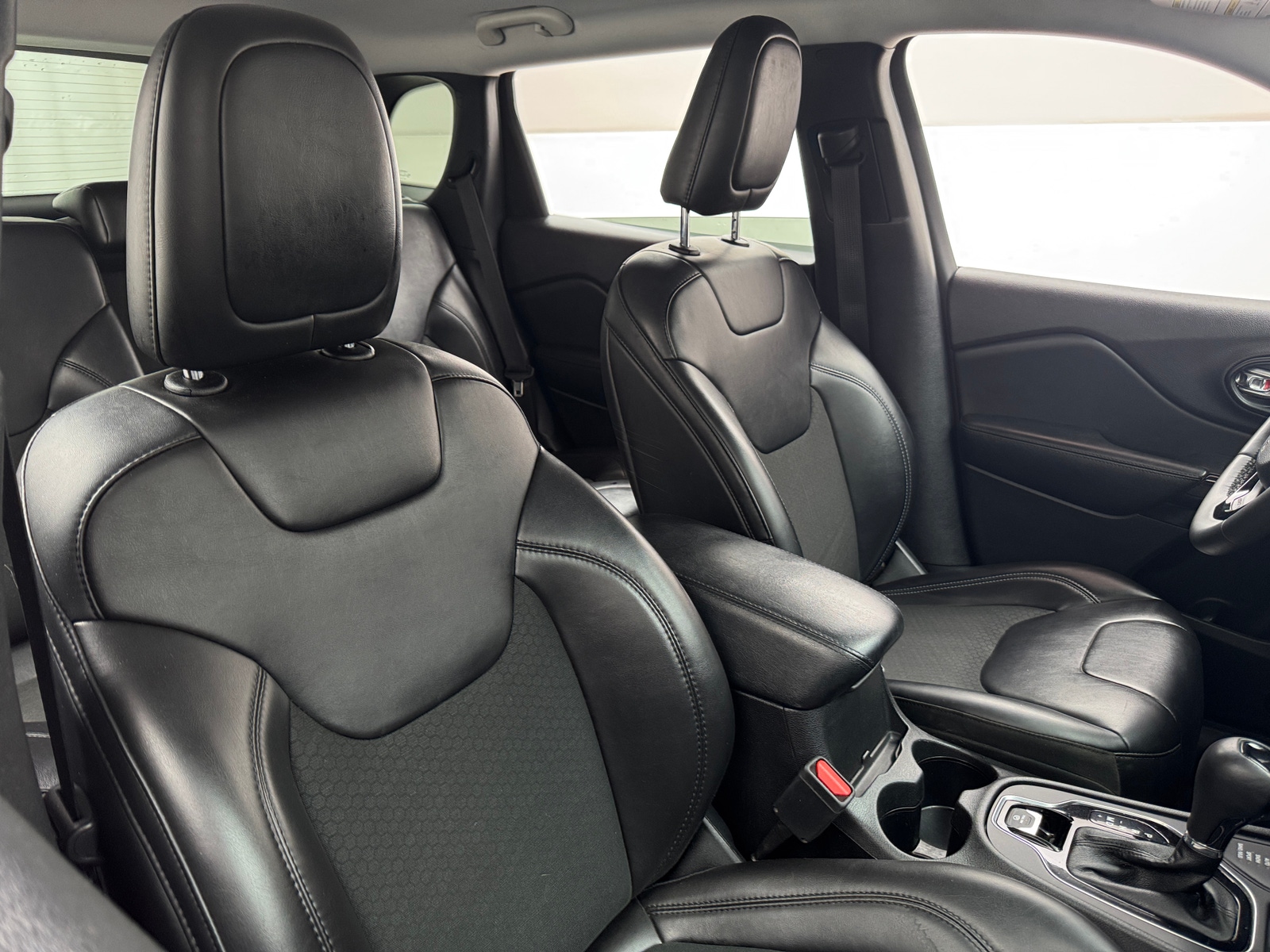 Thumbnail: 2021 Jeep Cherokee - 2