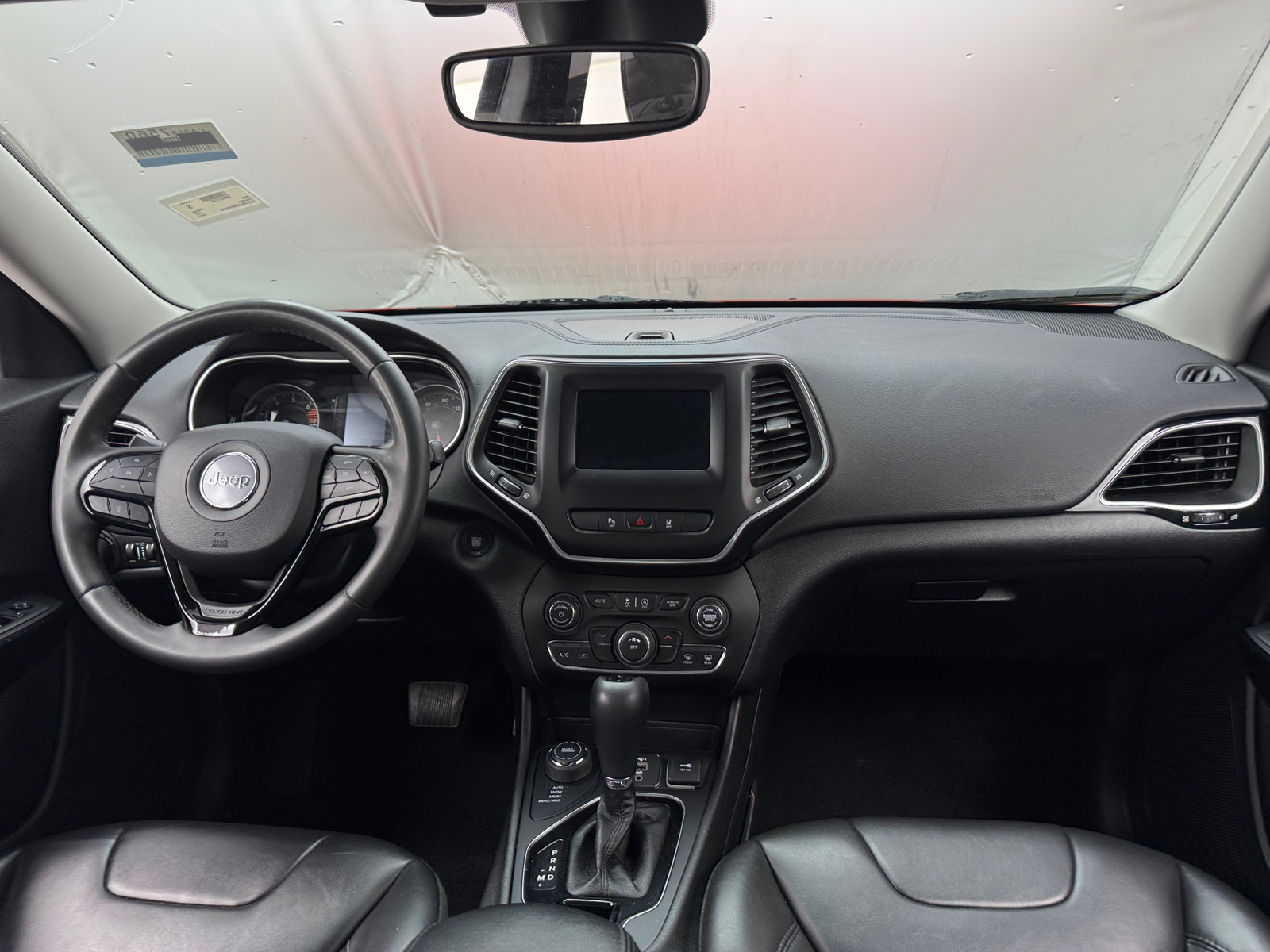 Thumbnail: 2021 Jeep Cherokee - 3