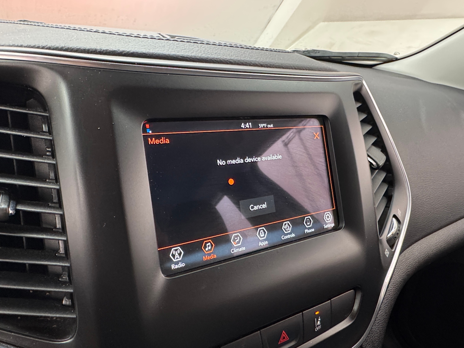 Thumbnail: 2021 Jeep Cherokee - 4