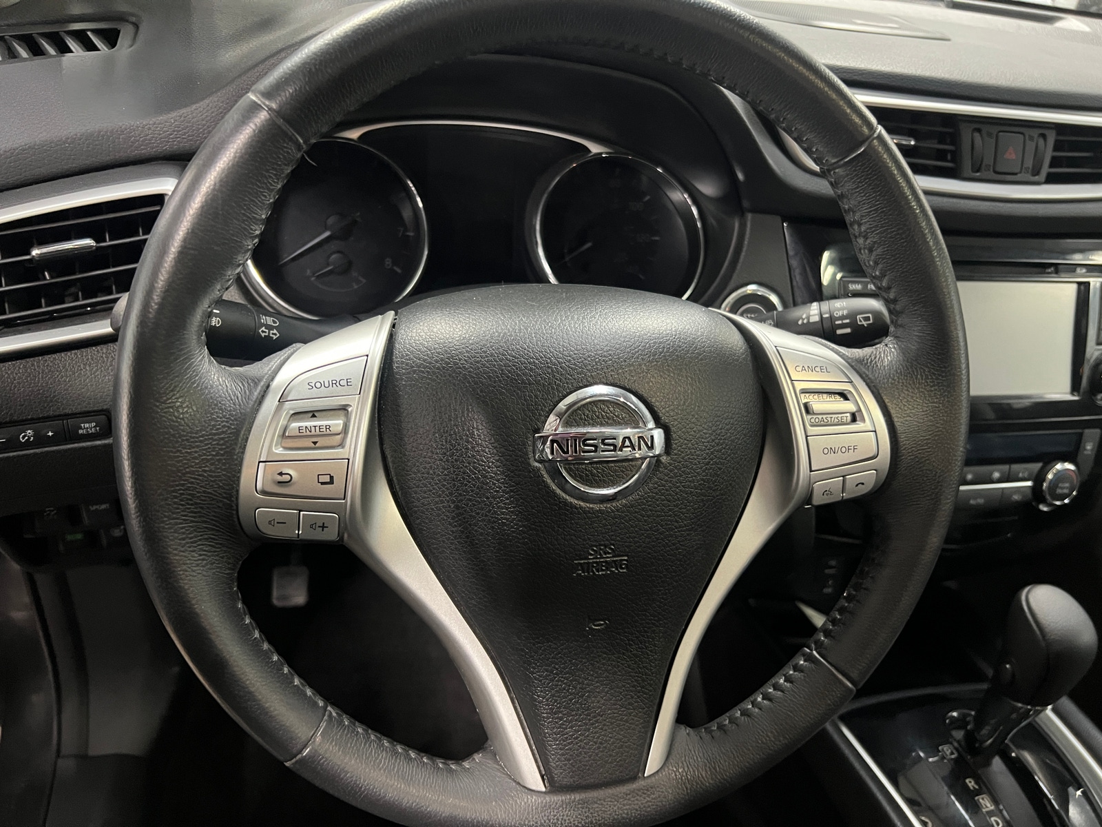 Thumbnail: 2015 Nissan Rogue - 4