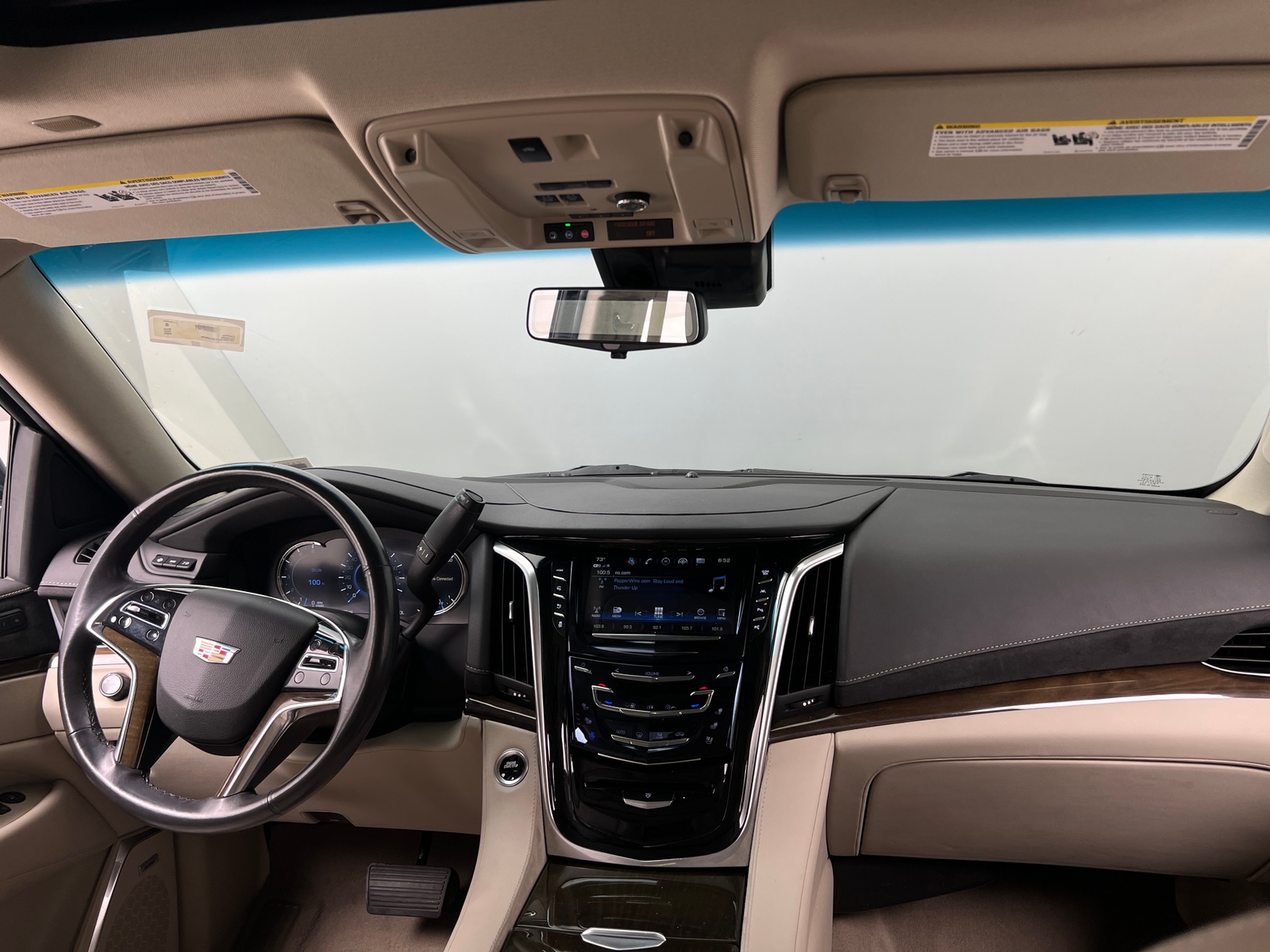 Thumbnail: 2020 Cadillac Escalade - 2