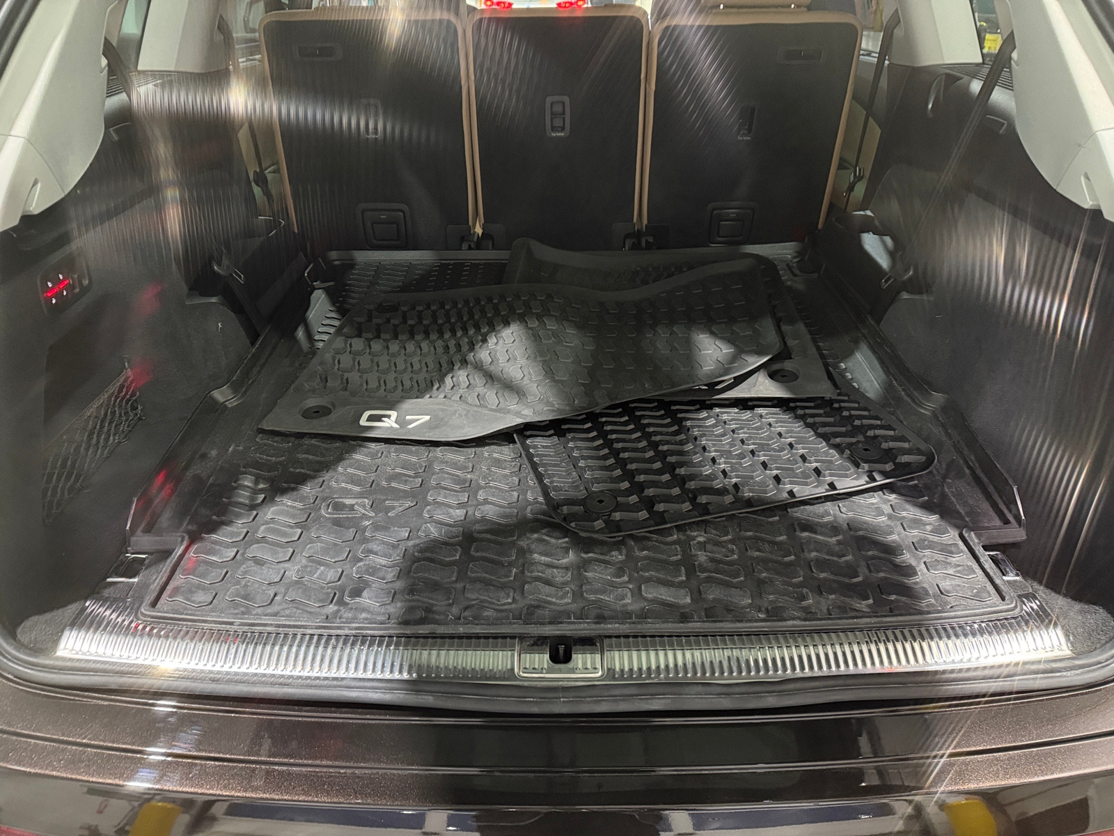 Thumbnail: 2023 Audi Q7 - 6