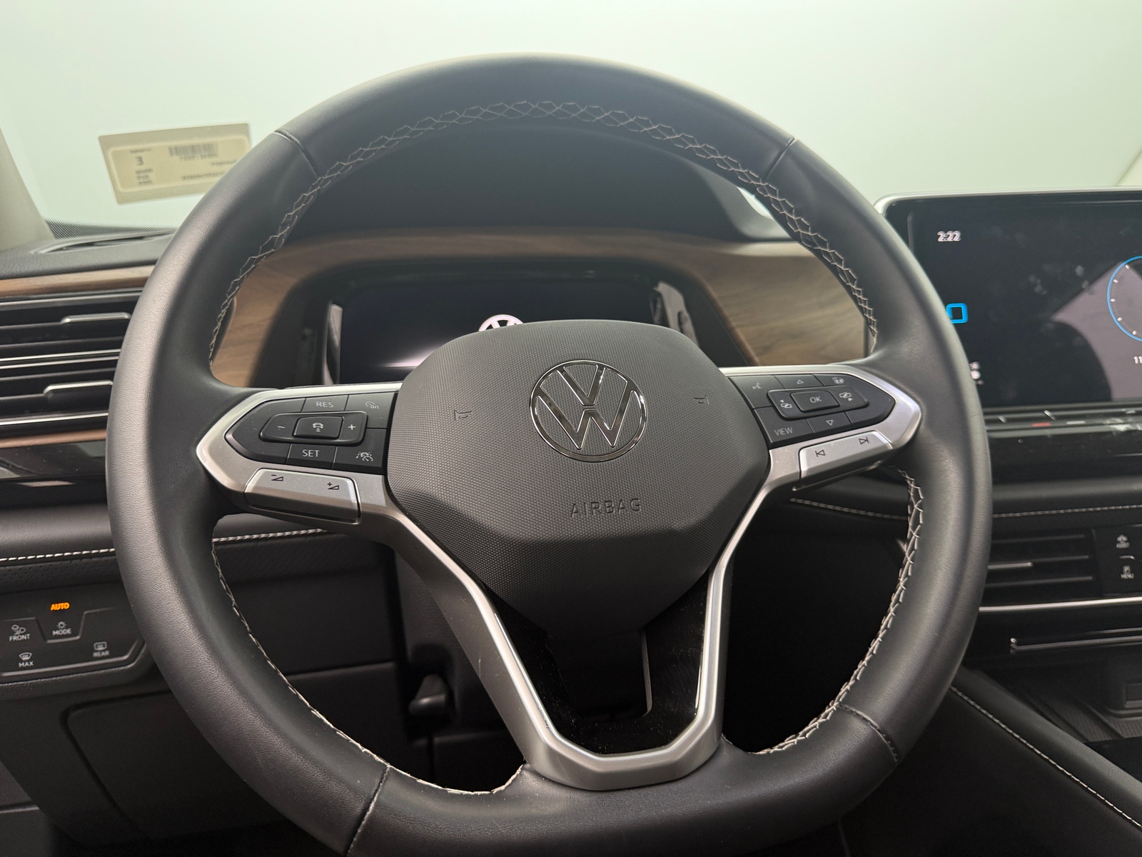 Thumbnail: 2025 Volkswagen Atlas - 4