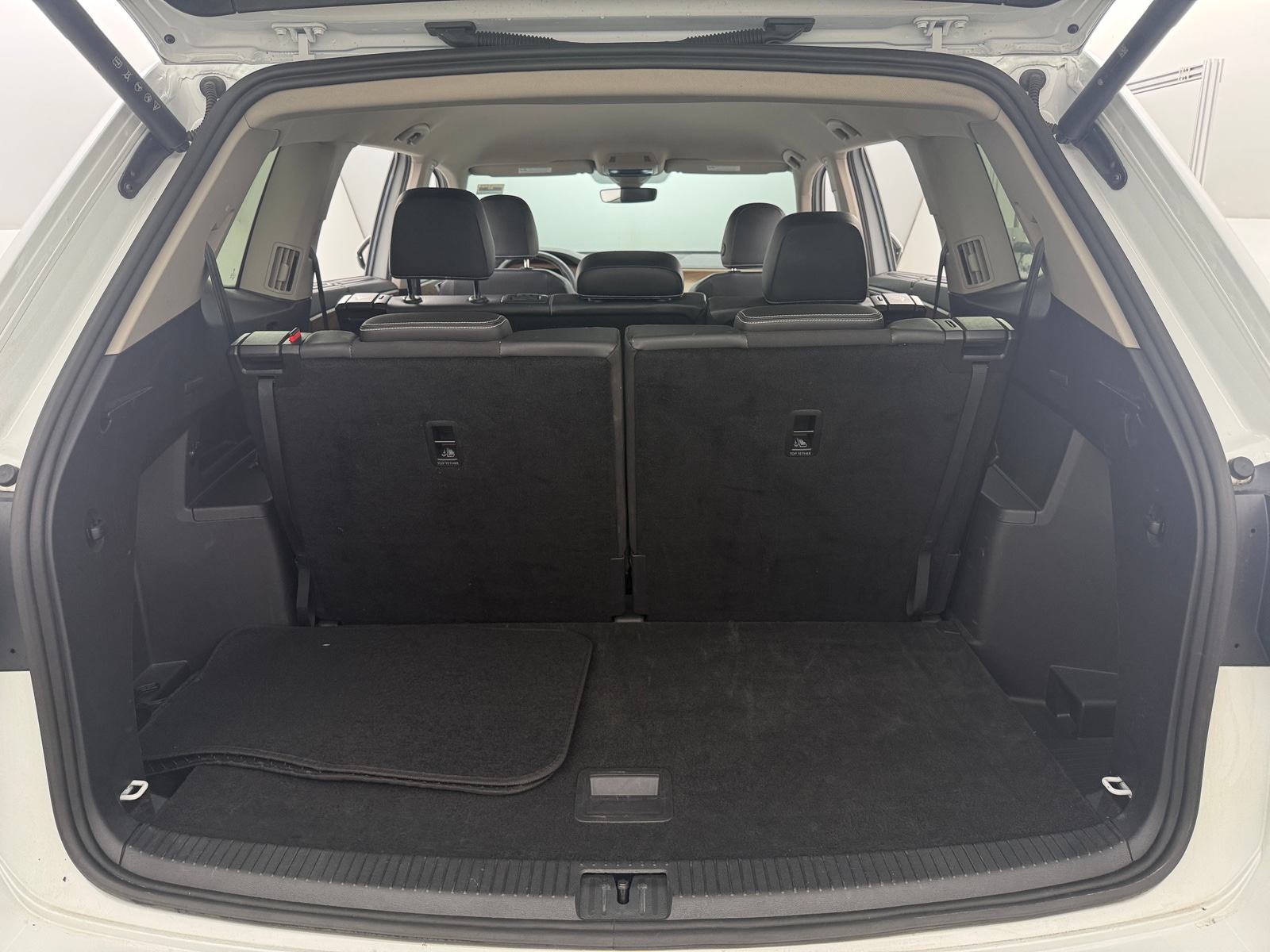 Thumbnail: 2025 Volkswagen Atlas - 6