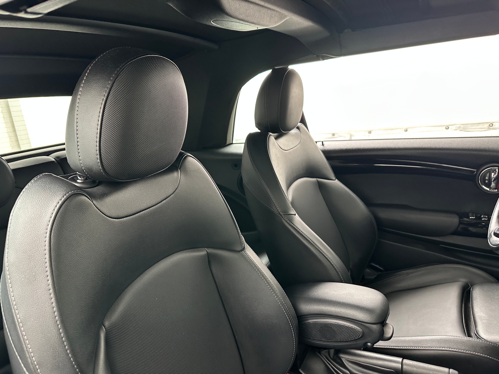 Thumbnail: 2017 MINI Cooper Convertible - 2