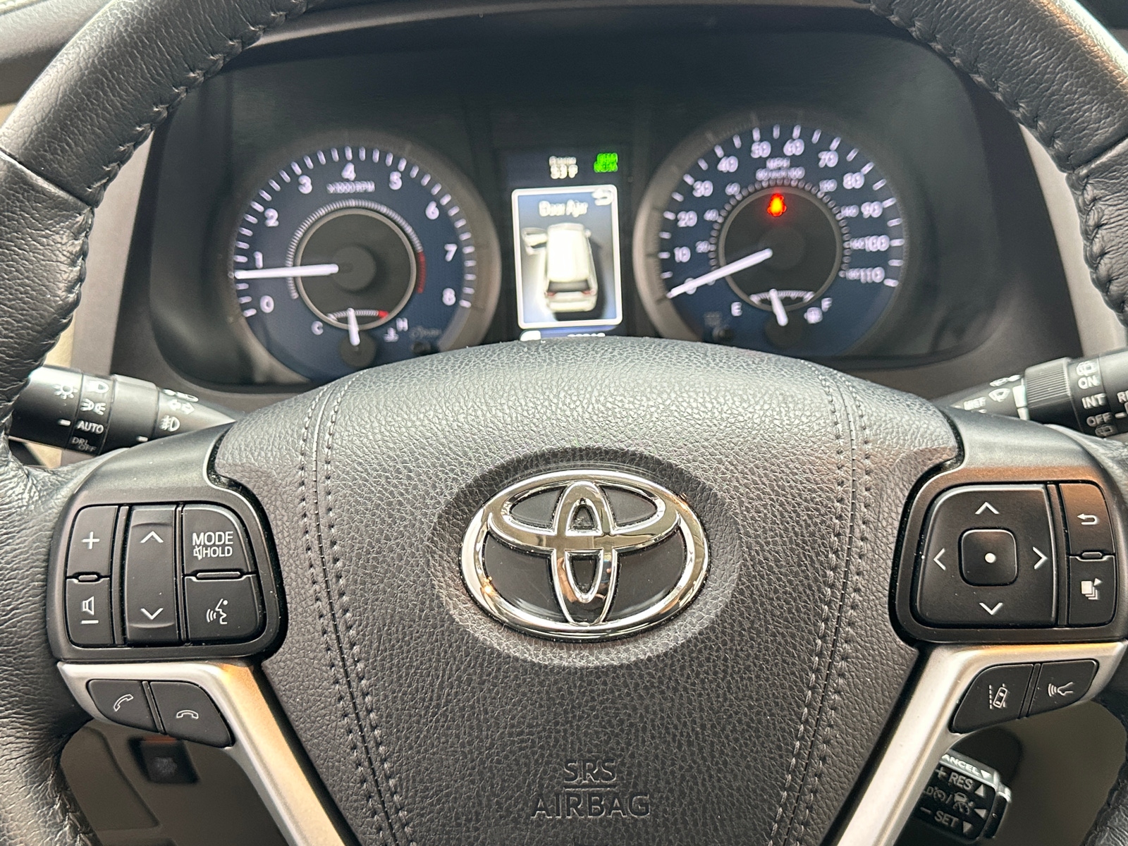 Thumbnail: 2020 Toyota Sienna - 4