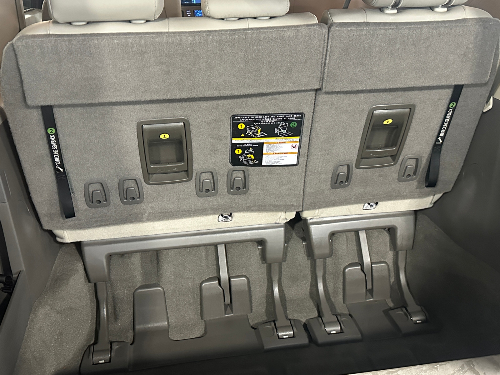 Thumbnail: 2020 Toyota Sienna - 6