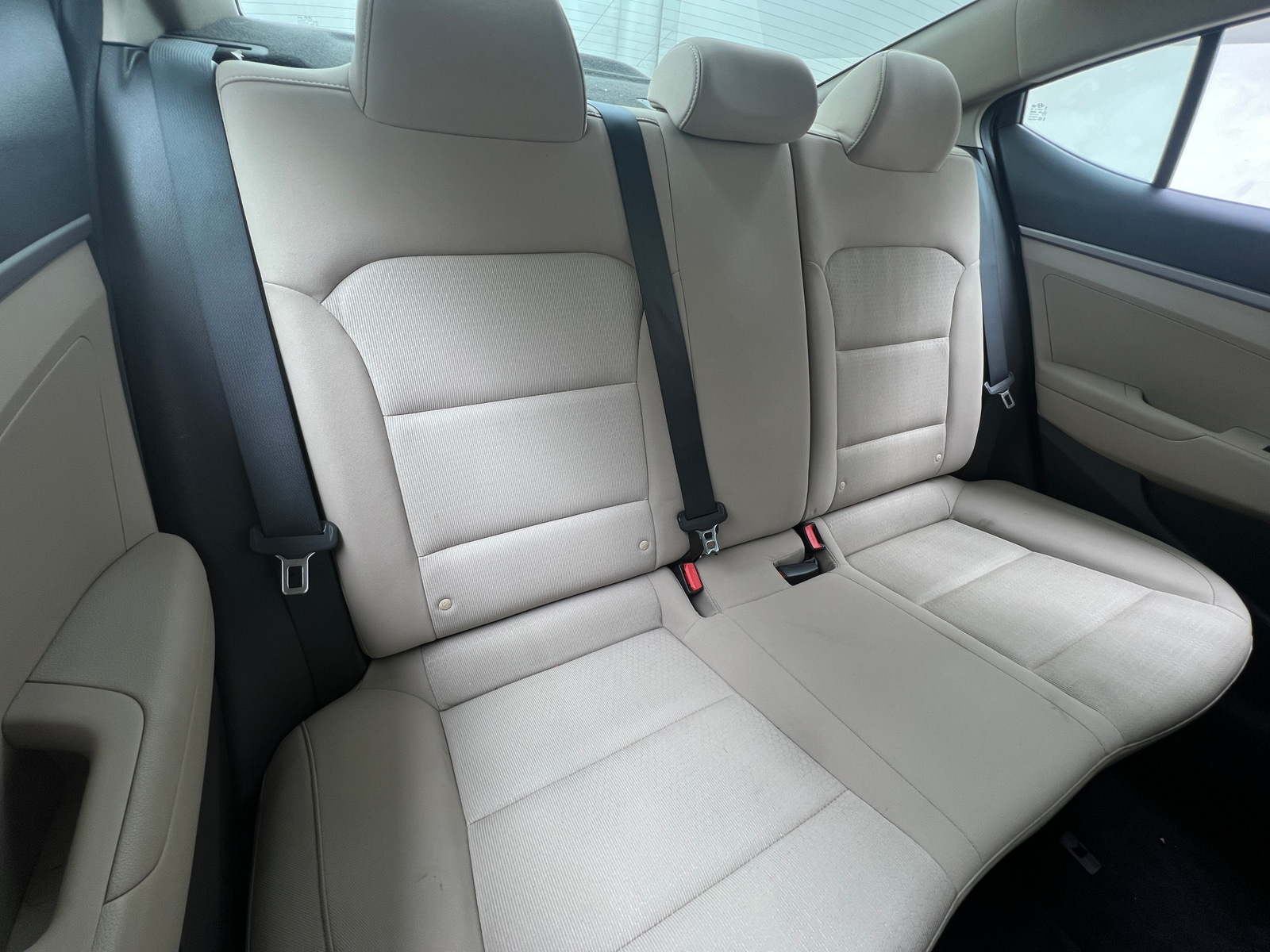 Thumbnail: 2017 Hyundai Elantra - 6