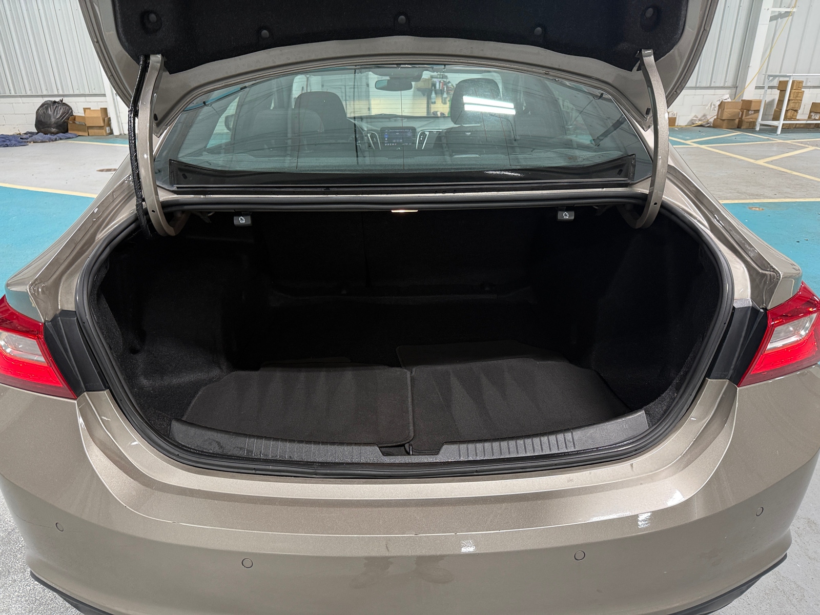 Thumbnail: 2024 Chevrolet Malibu - 7