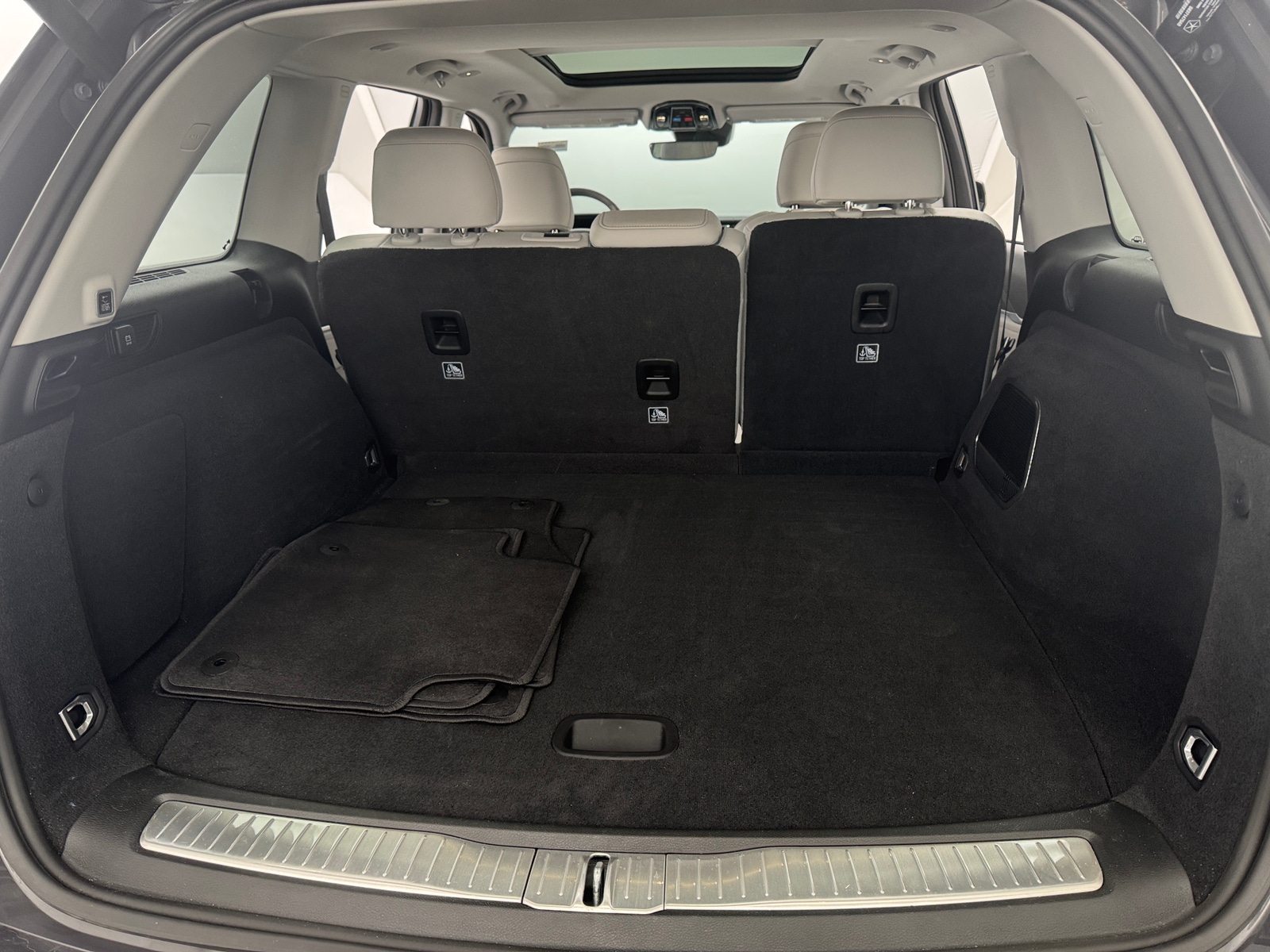 Thumbnail: 2022 Jeep Grand Cherokee - 6