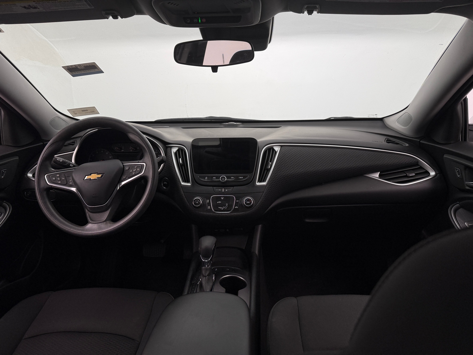 Thumbnail: 2023 Chevrolet Malibu - 3