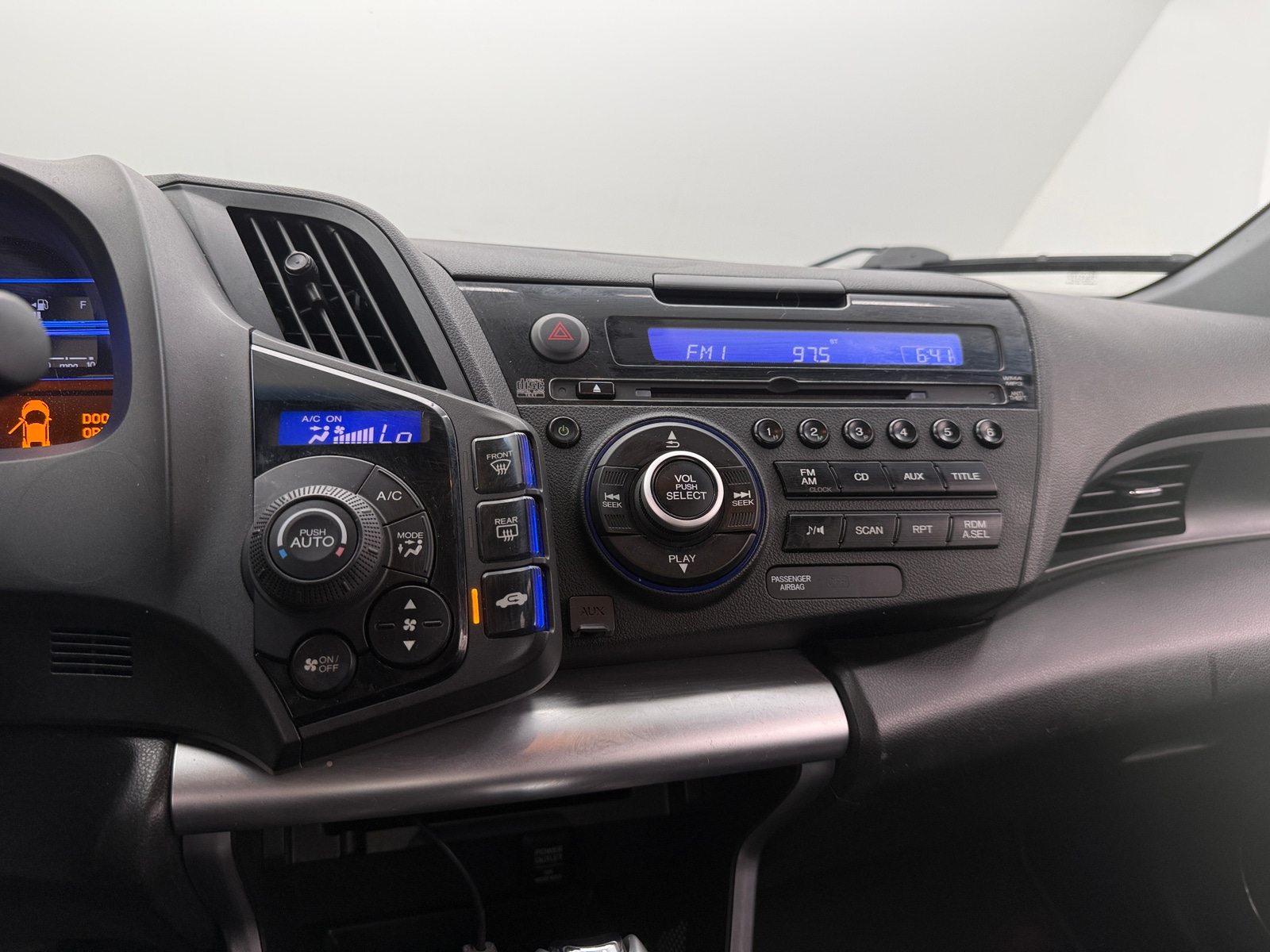 Thumbnail: 2015 Honda CR-Z - 3