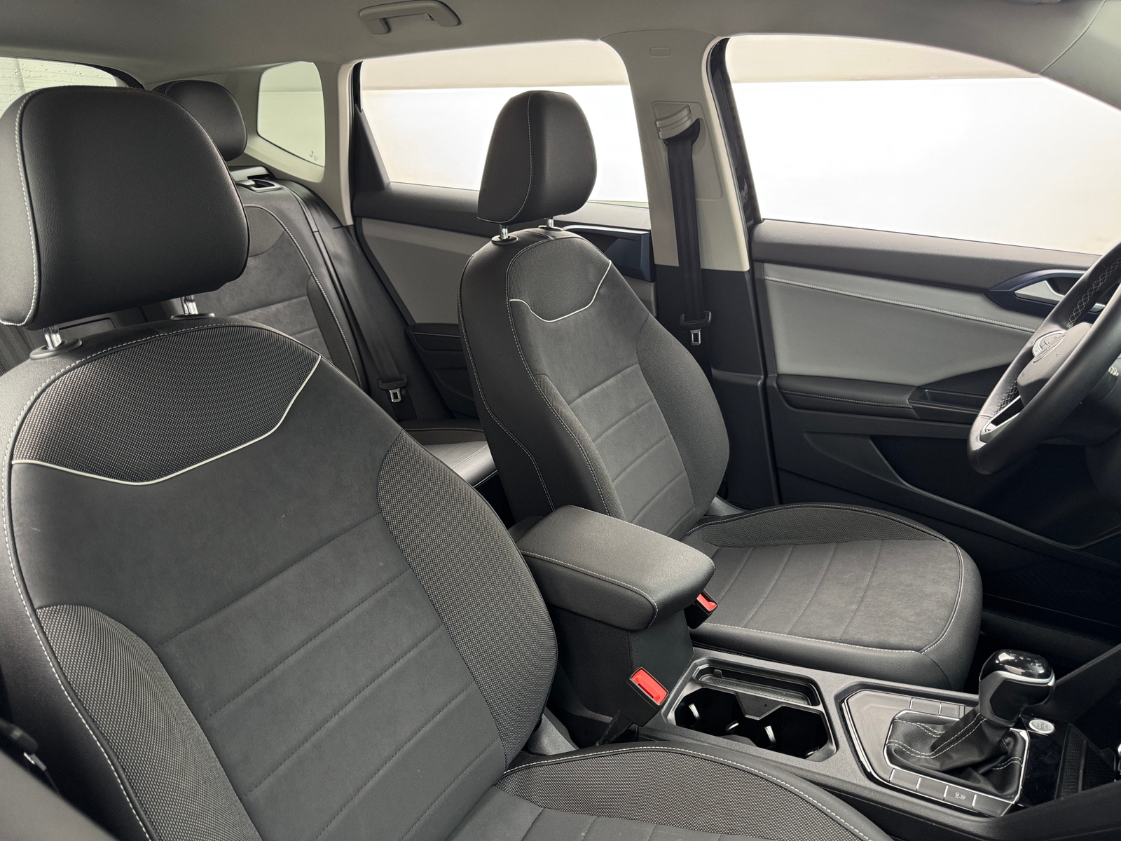 Thumbnail: 2024 Volkswagen Taos - 2