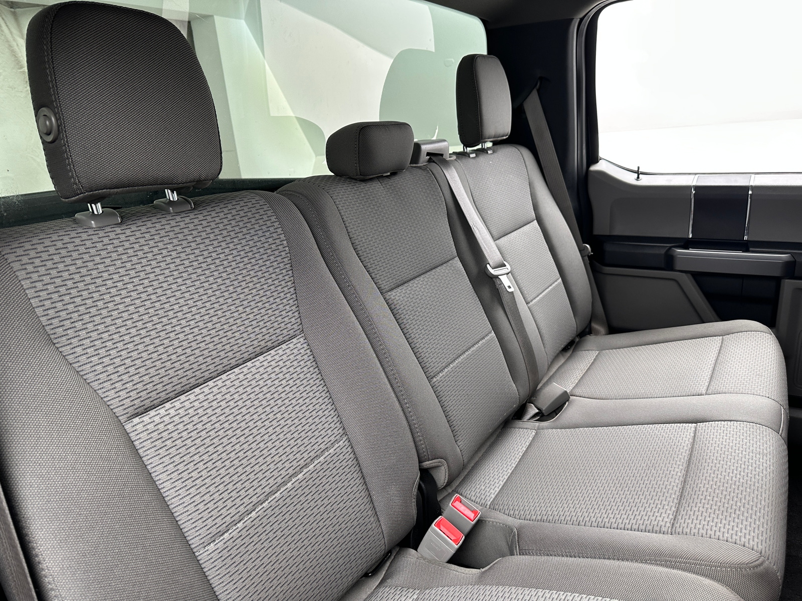 Thumbnail: 2019 Ford Econoline - 6