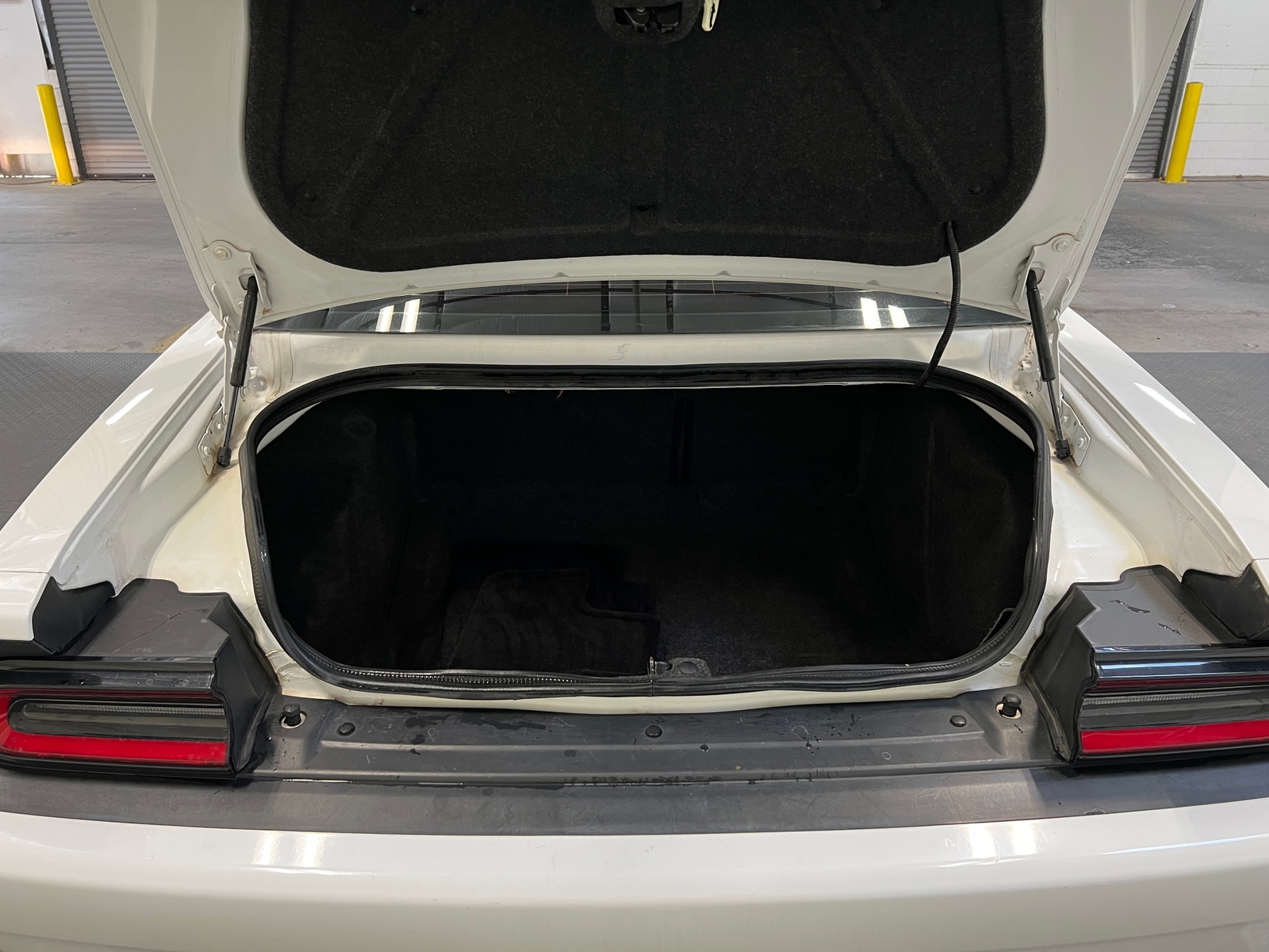 Thumbnail: 2017 Dodge Challenger - 7