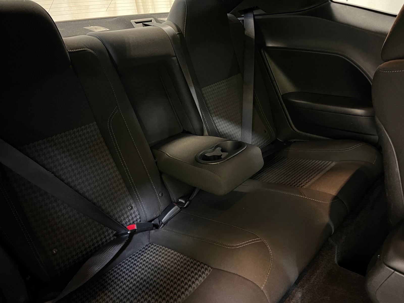 Thumbnail: 2017 Dodge Challenger - 6