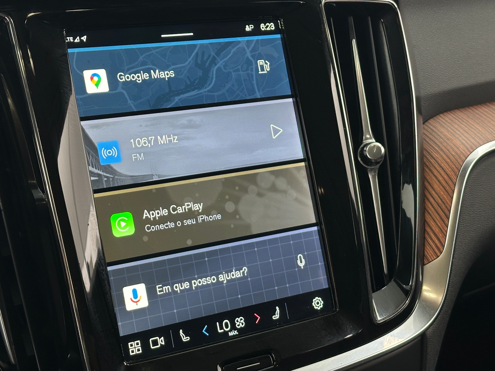 Thumbnail: 2025 Volvo V60 - 3