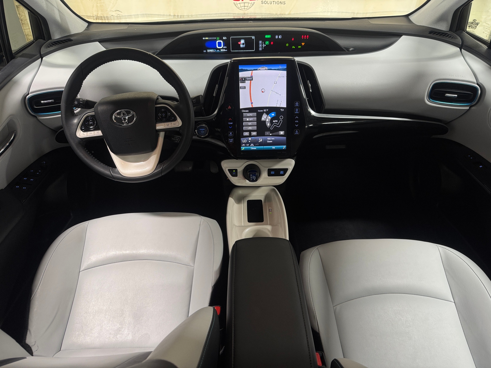 Thumbnail: 2018 Toyota Prius - 2