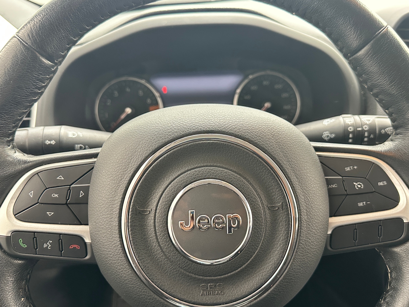 Thumbnail: 2019 Jeep Renegade - 5