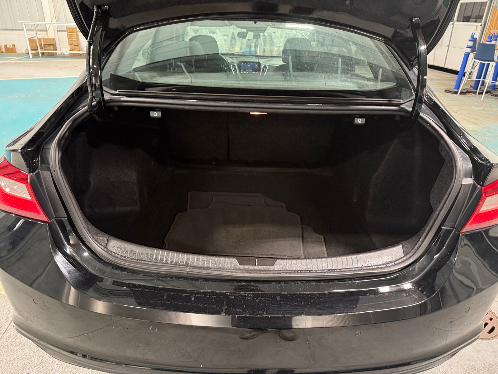 Thumbnail: 2023 Chevrolet Malibu - 7