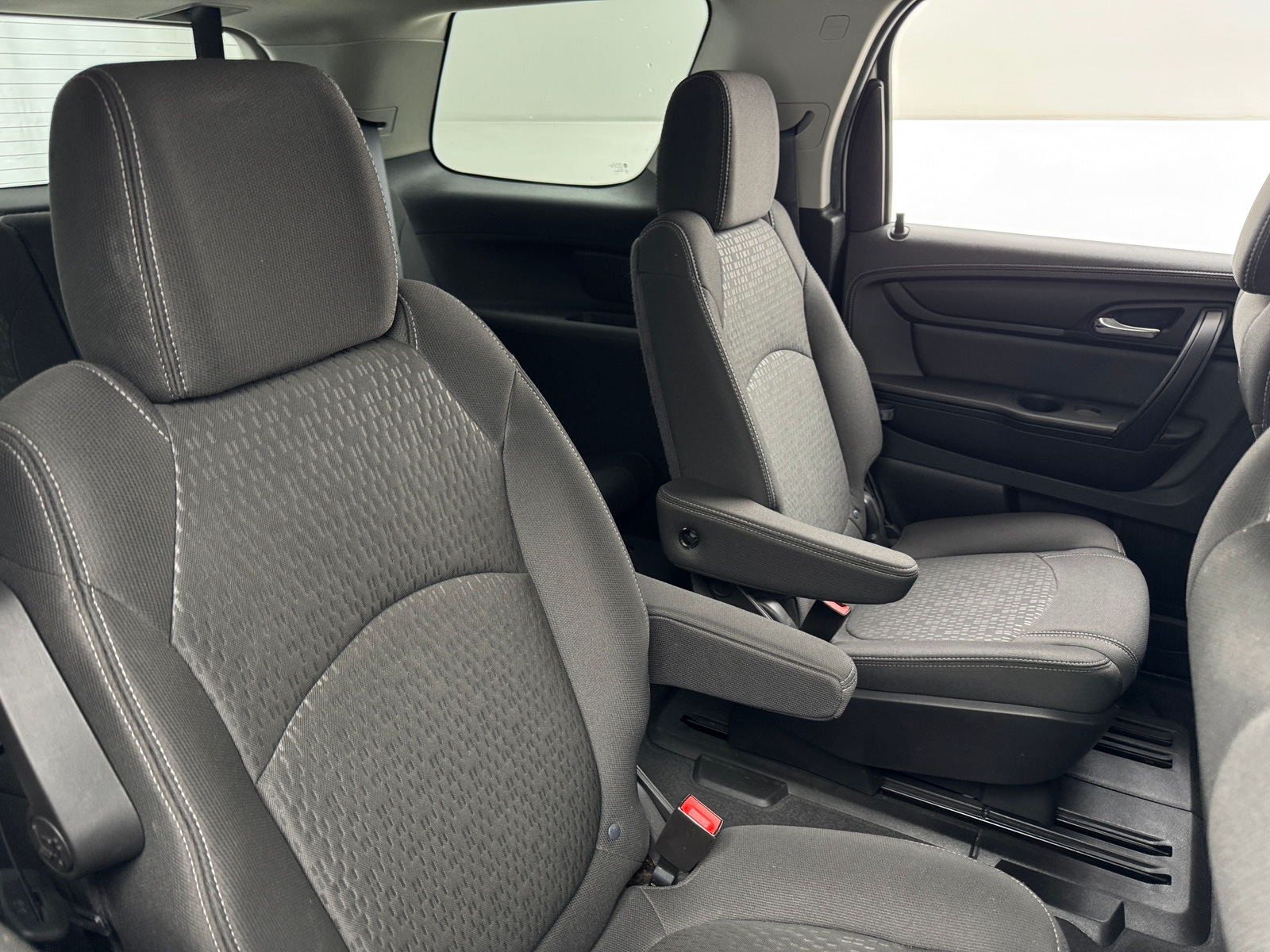 Thumbnail: 2015 GMC Acadia - 6