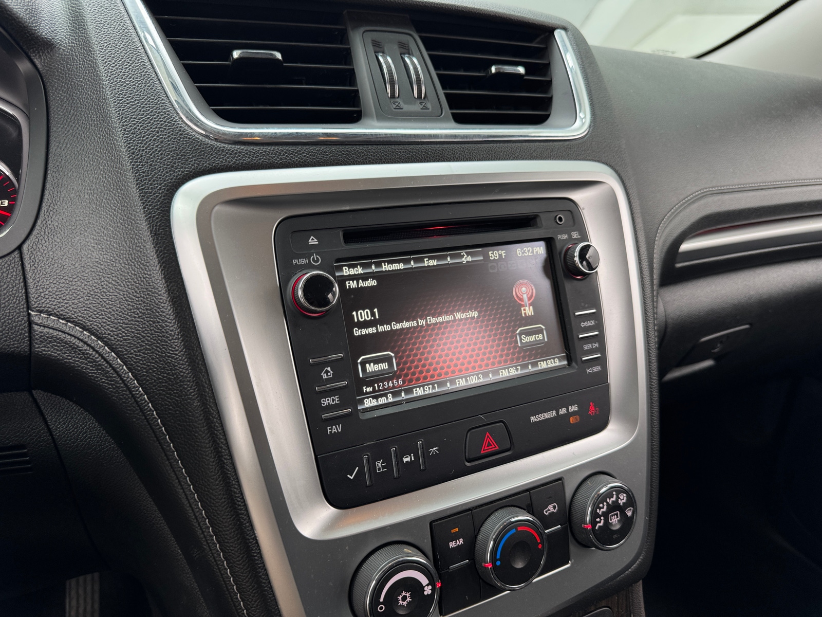 Thumbnail: 2015 GMC Acadia - 4